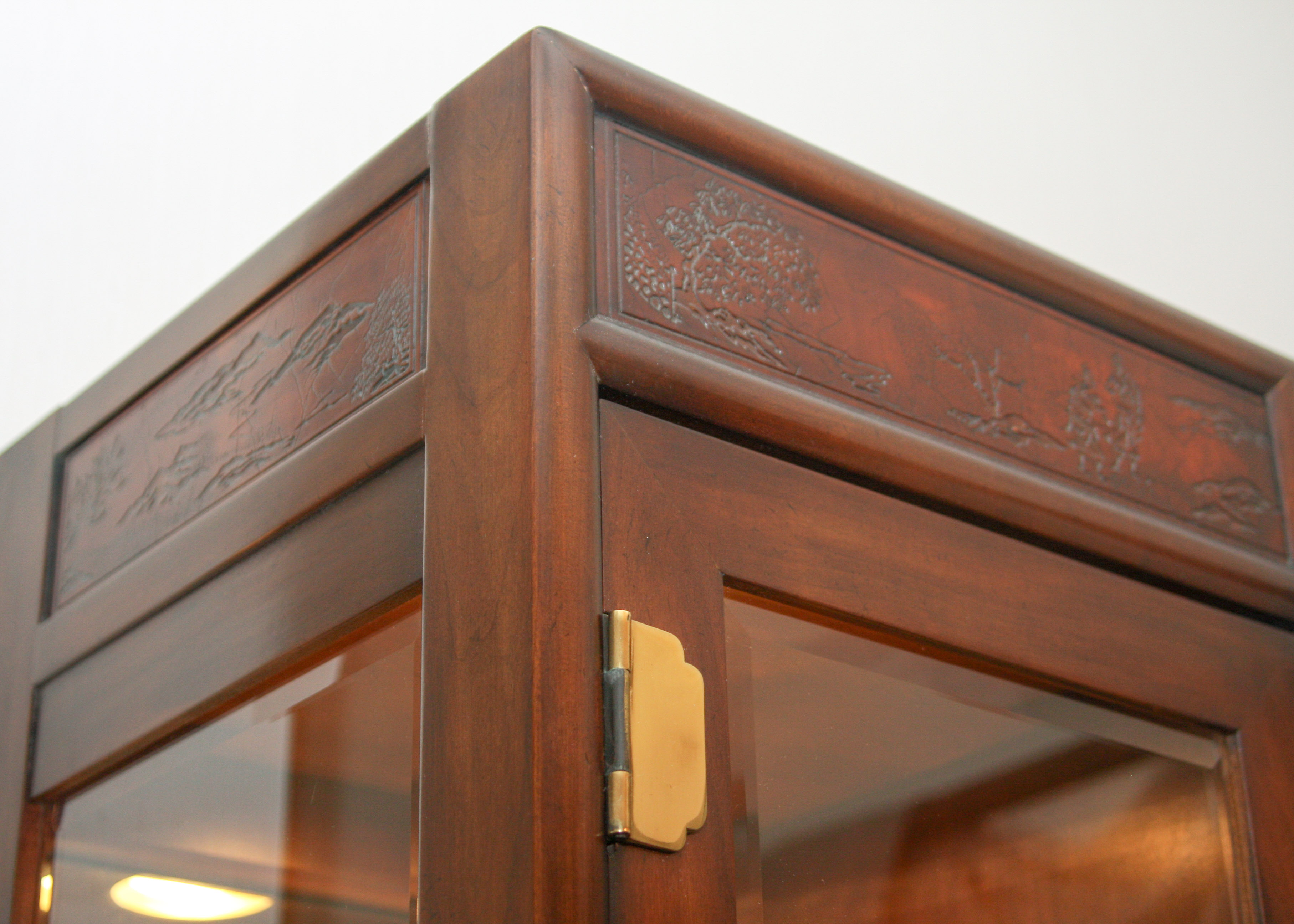 Heritage China Display Case Cabinet