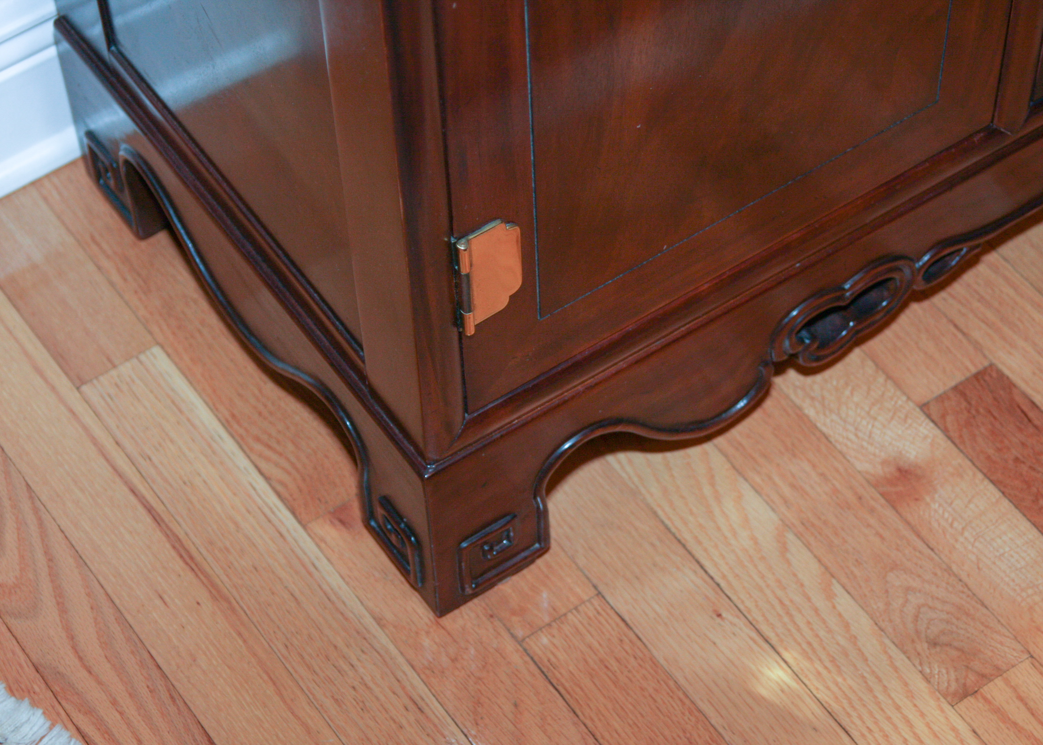 Heritage China Display Case Cabinet