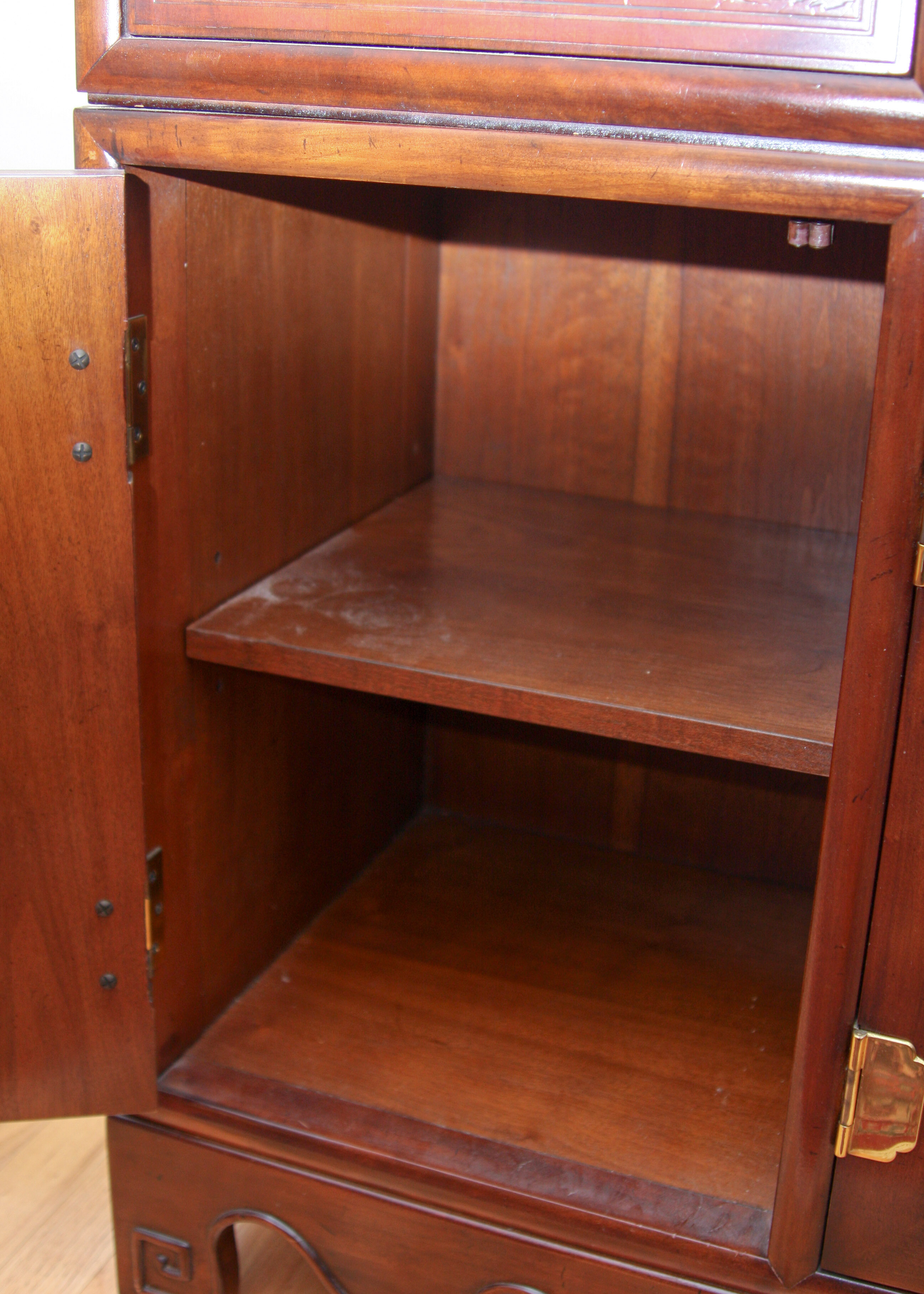 Heritage China Display Case Cabinet