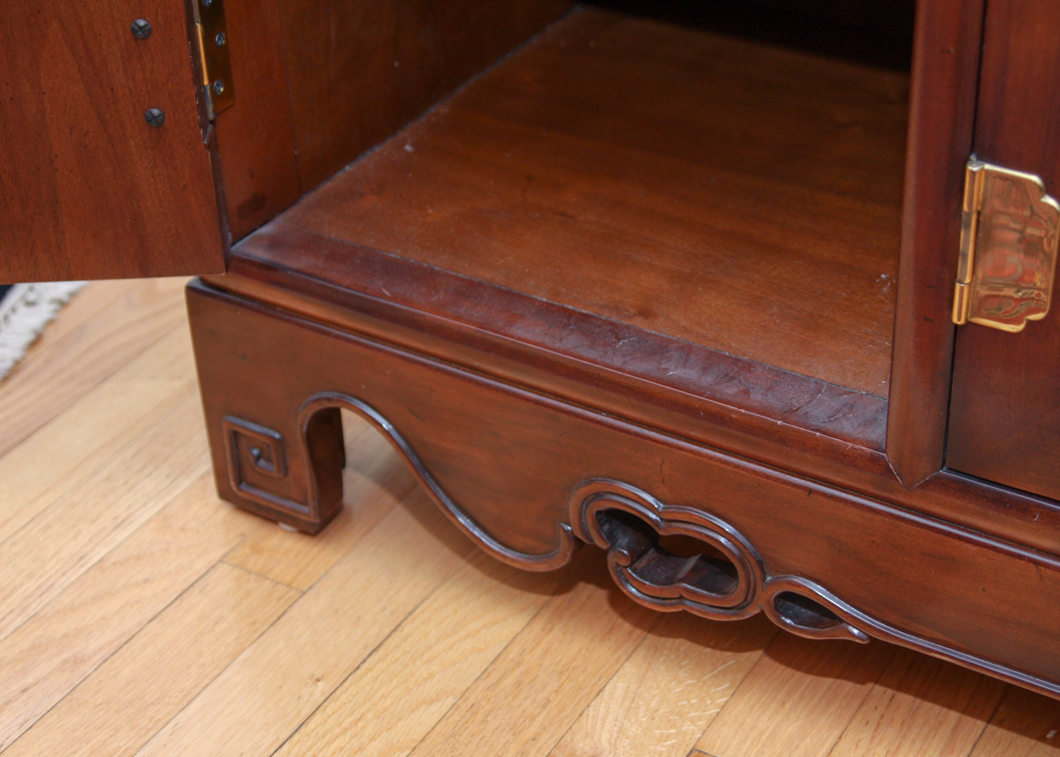 Heritage China Display Case Cabinet