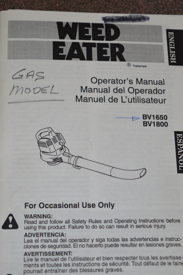 Poulan Weed Eater Gas Powered Leaf Blower/Vac