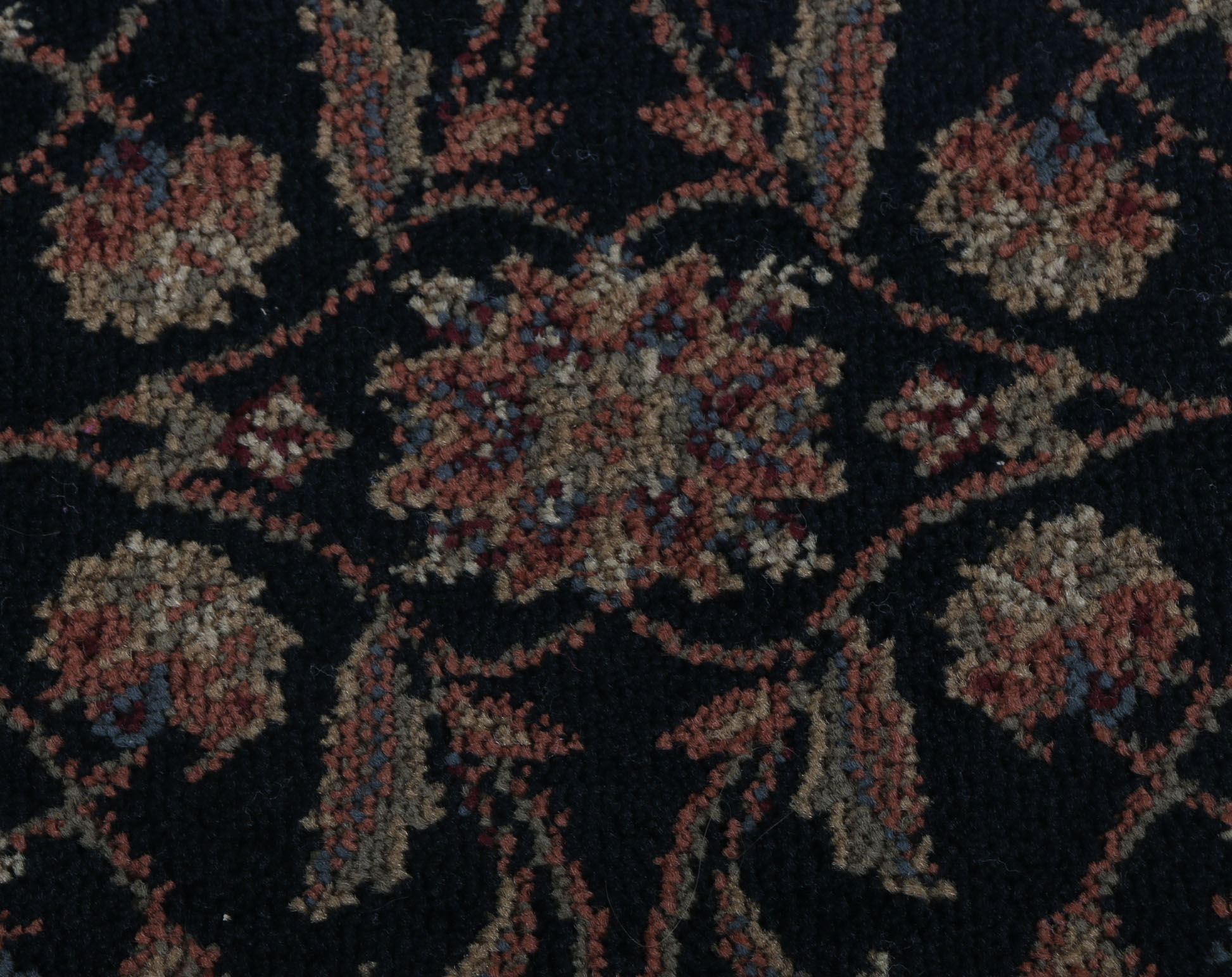 Machine Woven Indo-Persian Area Rug