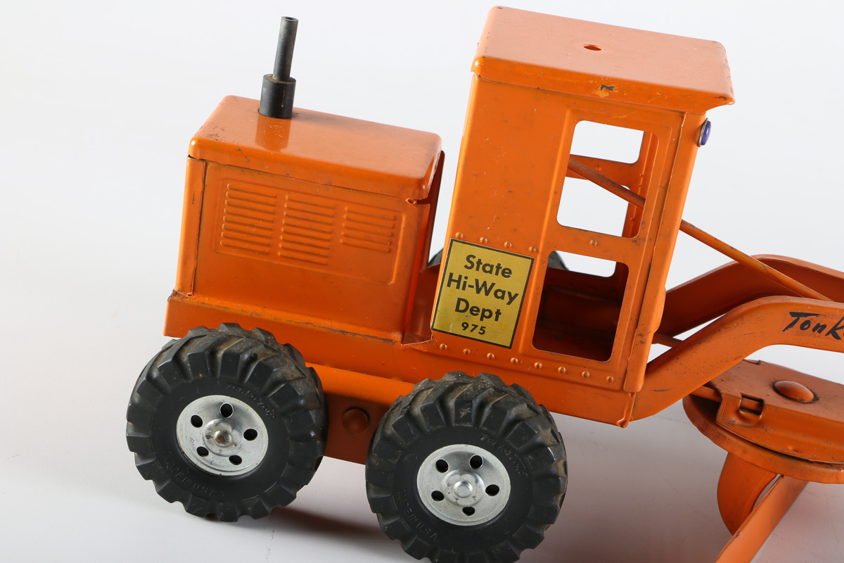 Vintage 1950s Tonka "State Hi-Way Dept 975" Trucks