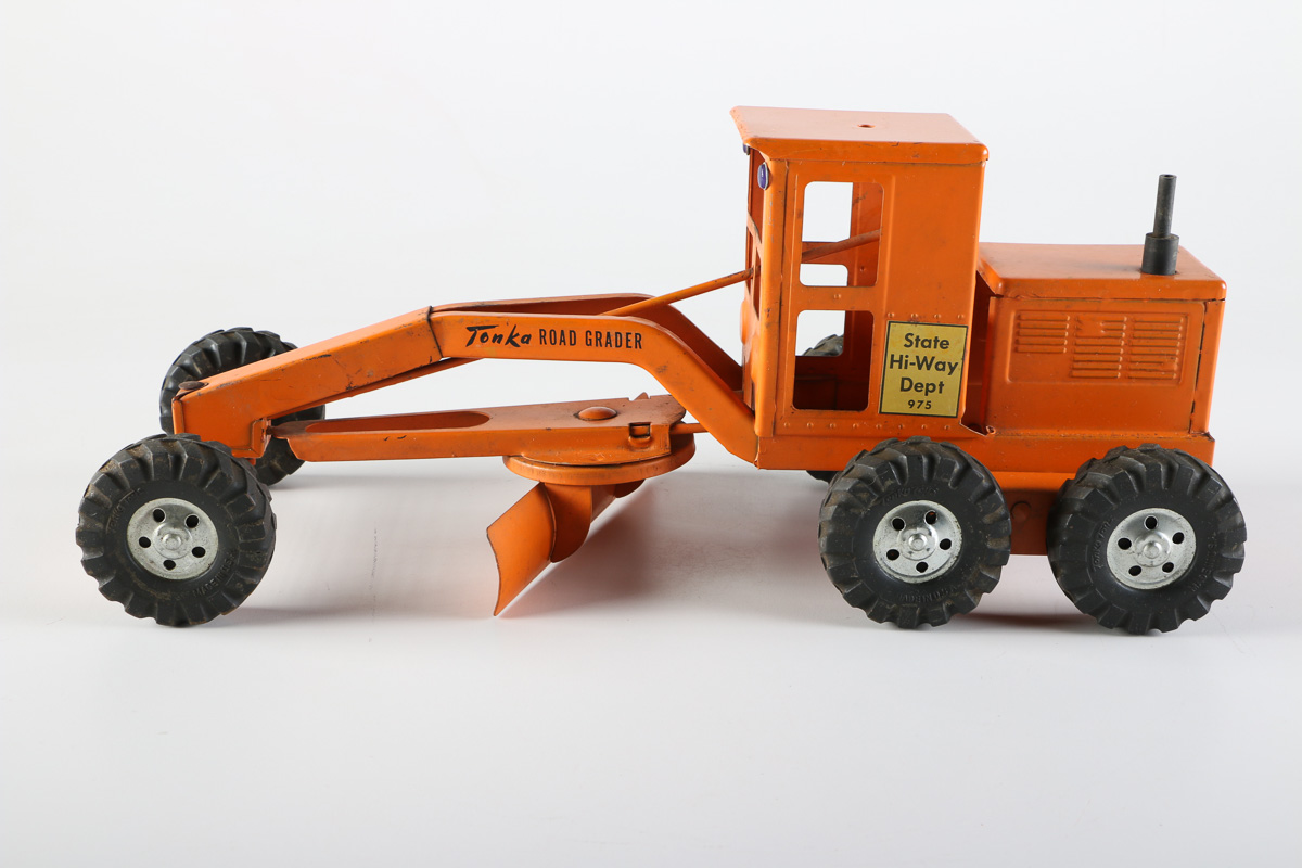 Vintage 1950s Tonka "State Hi-Way Dept 975" Trucks