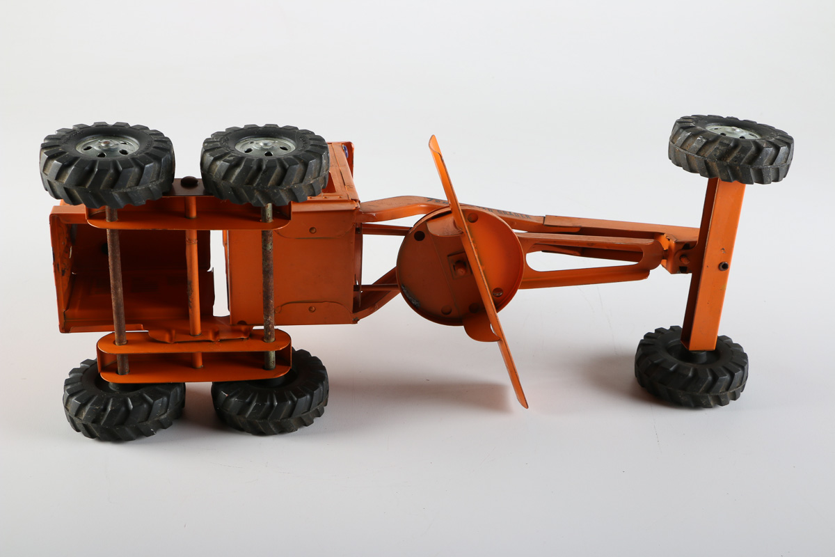 Vintage 1950s Tonka "State Hi-Way Dept 975" Trucks