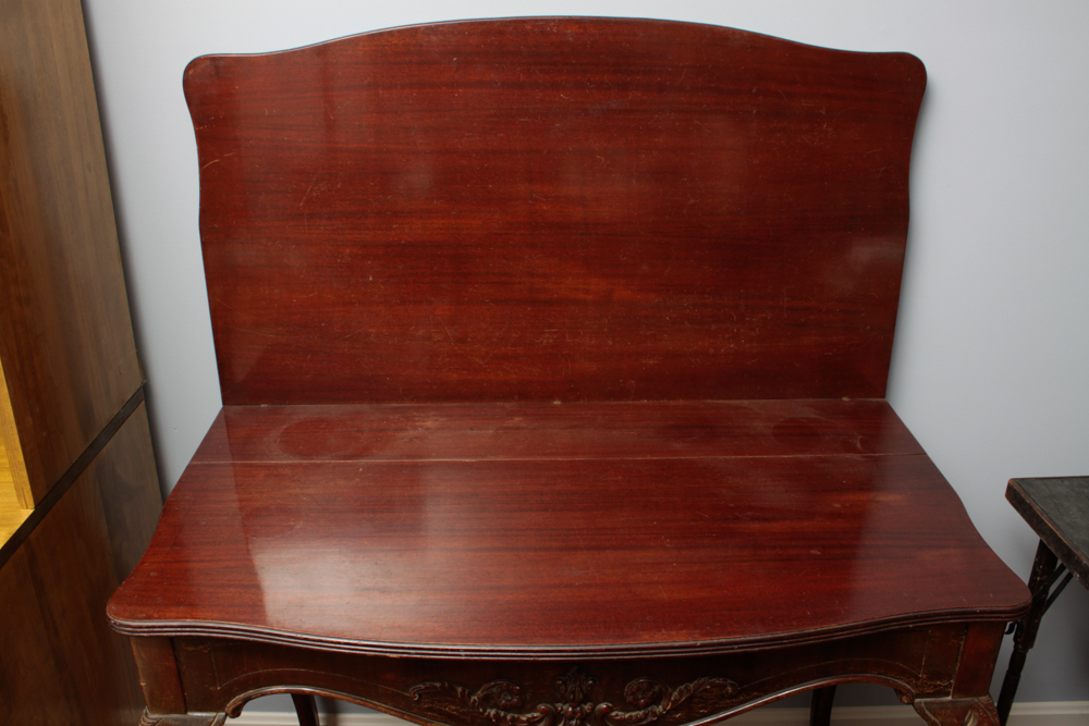 Antique Mahogany Extendable Flip-Top Dining Table