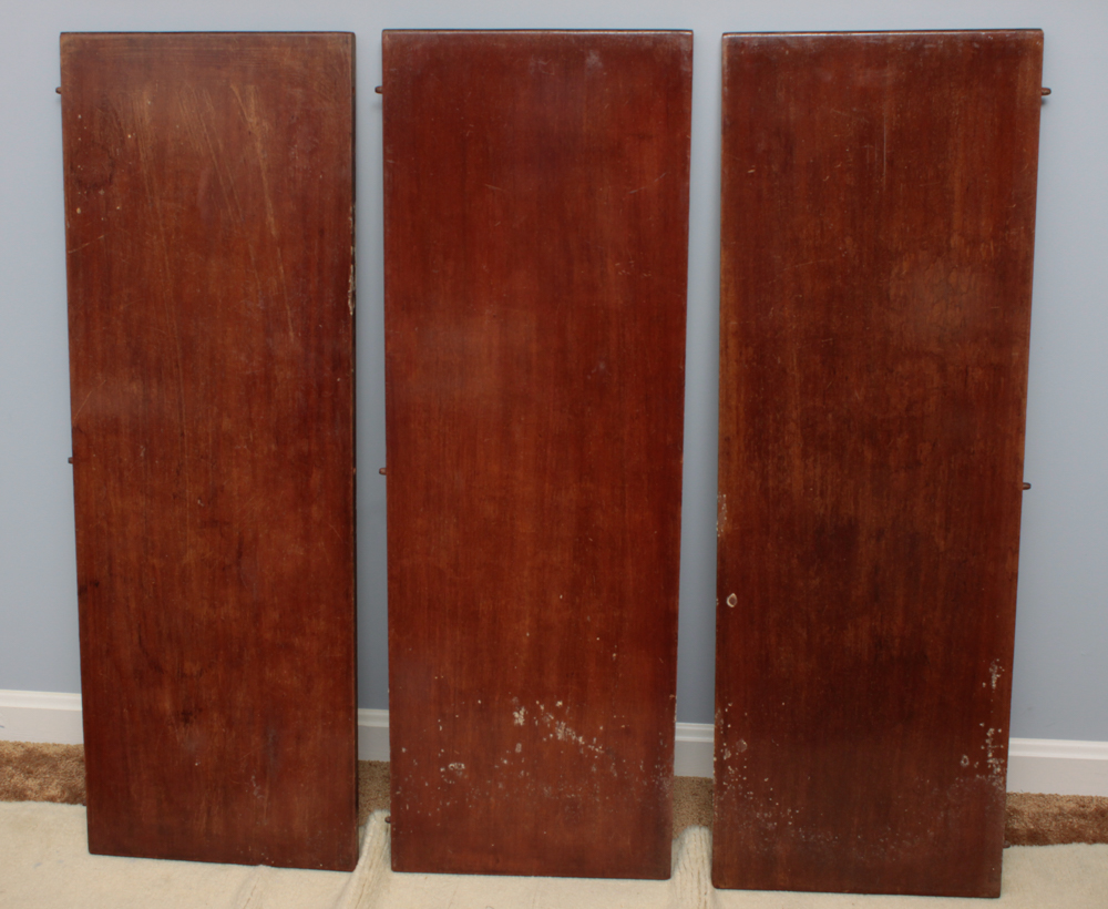 Antique Mahogany Extendable Flip-Top Dining Table