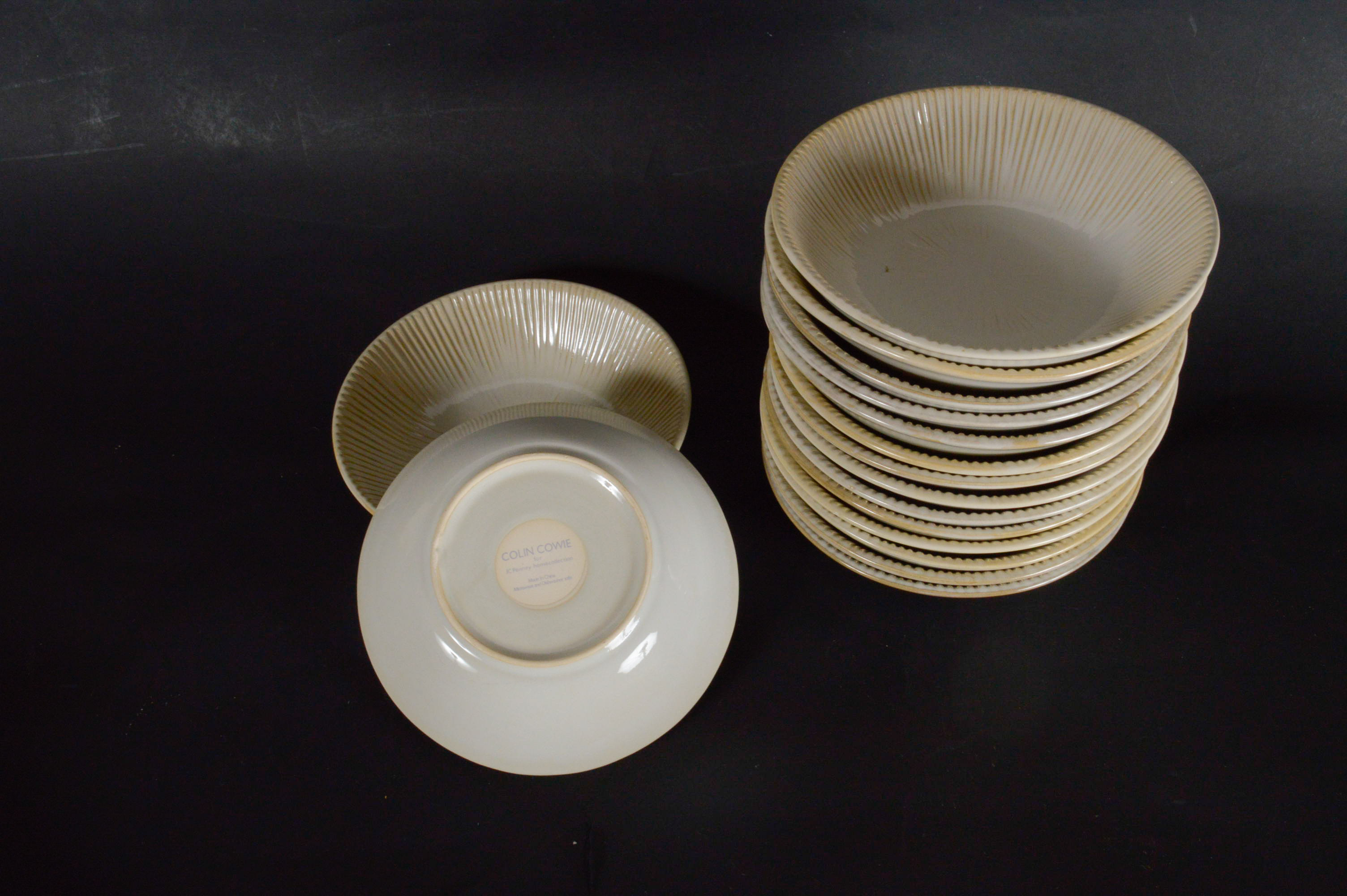 Colin Cowie Contemporary Ceramic Tableware Set