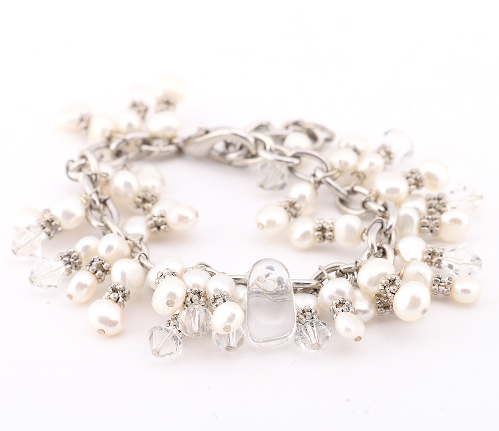 Assortment of Shell and Cultured Pearl Jewelry