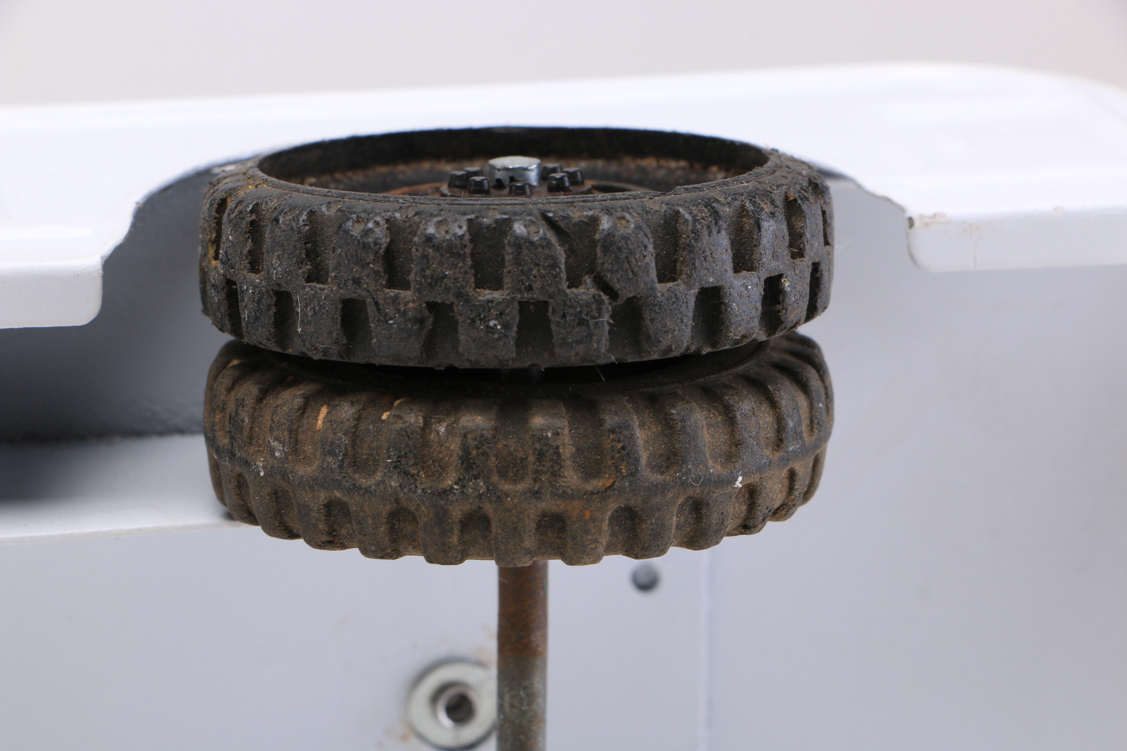 Vintage Nylint Ford Toy Tow Truck