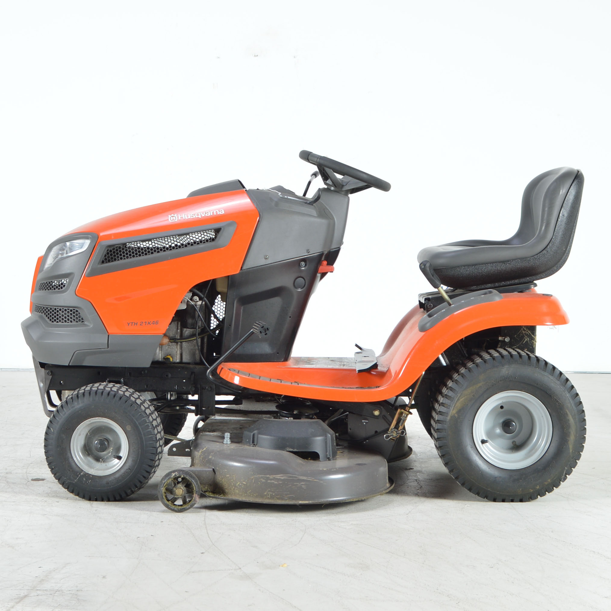 Husqvarna YTH21K46 46