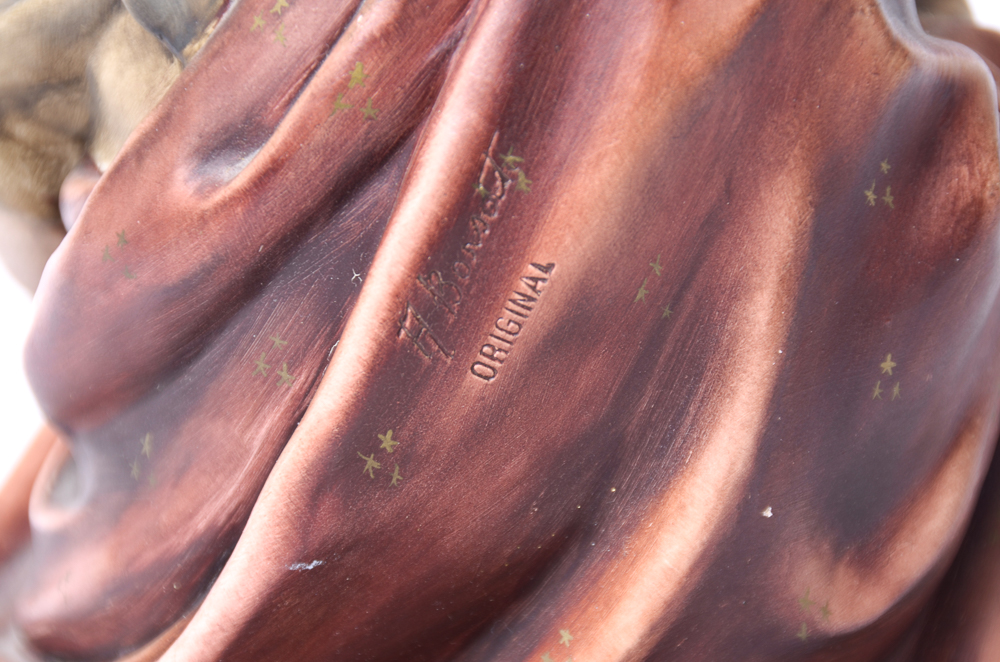 Antonio Borsato Porcelain Figurine of Mother And Child