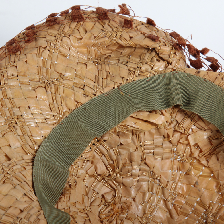 Five Women's Vintage Hats and Hatbox