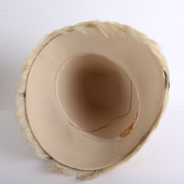 Five Women's Vintage Hats and Hatbox