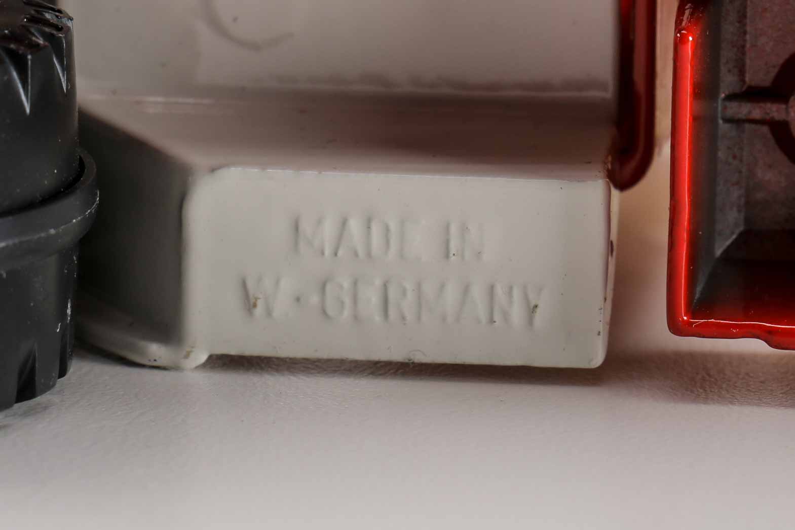 Siku Magirus Deutz Kipper Toy Truck