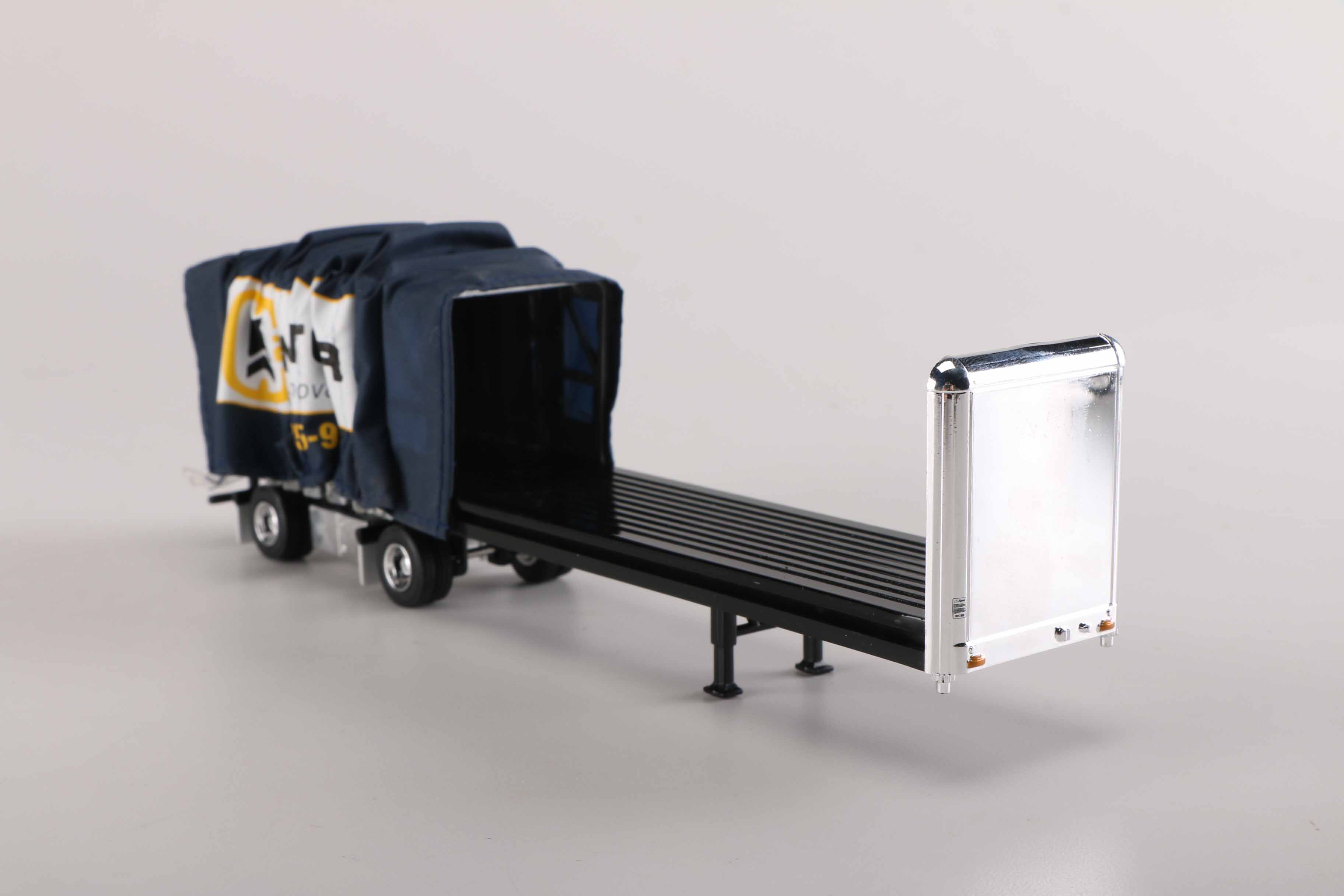 Freightliner Die-Cast Semi Truck with Conestoga 2 Trailer
