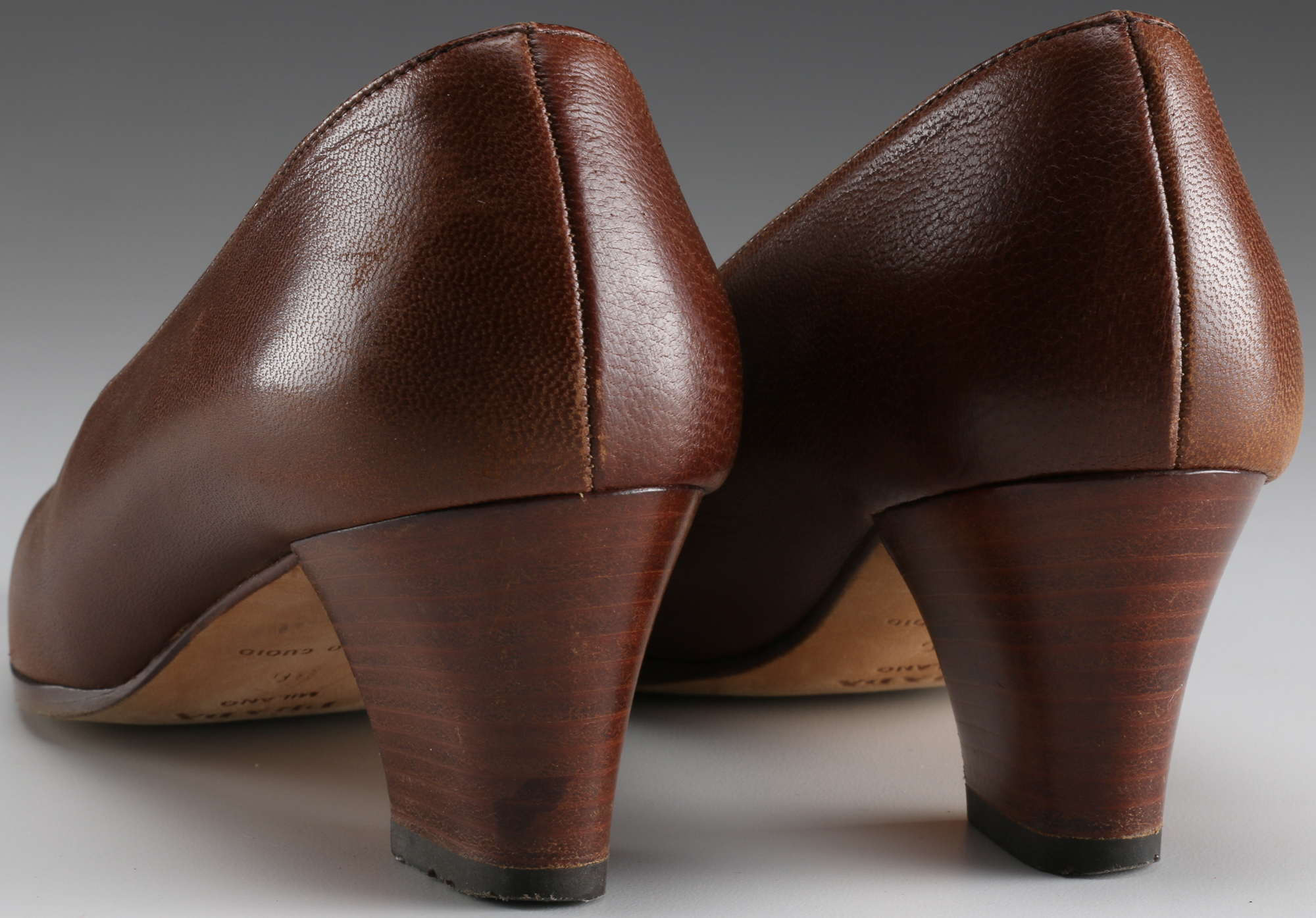 Vintage Prada Brown Leather Pump