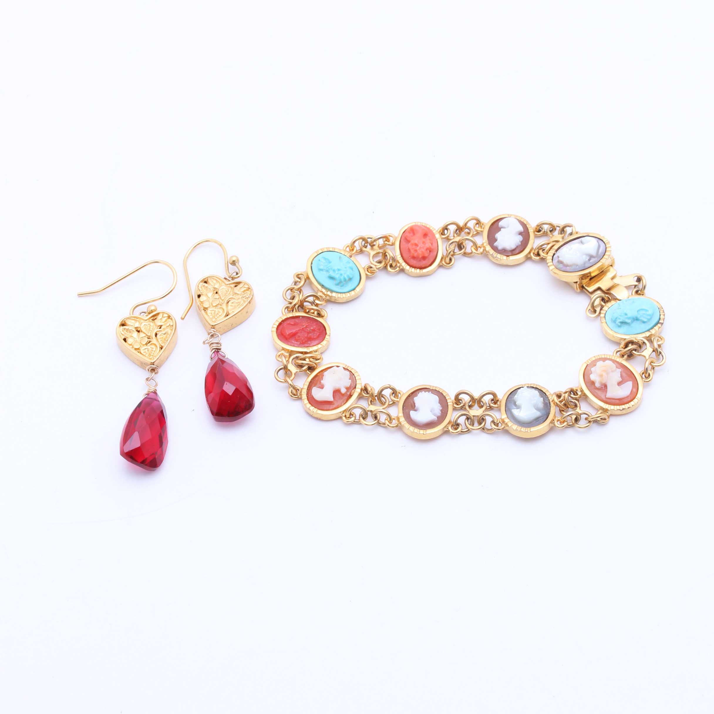 Gemstone and Shell Cameo Bracelet With Heart and Glass Glass Drop Earrings