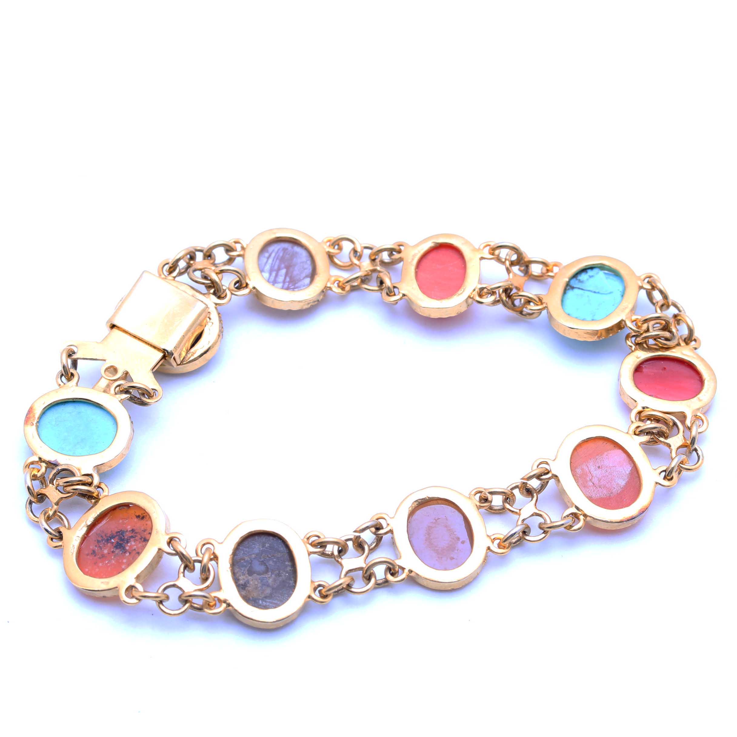 Gemstone and Shell Cameo Bracelet With Heart and Glass Glass Drop Earrings