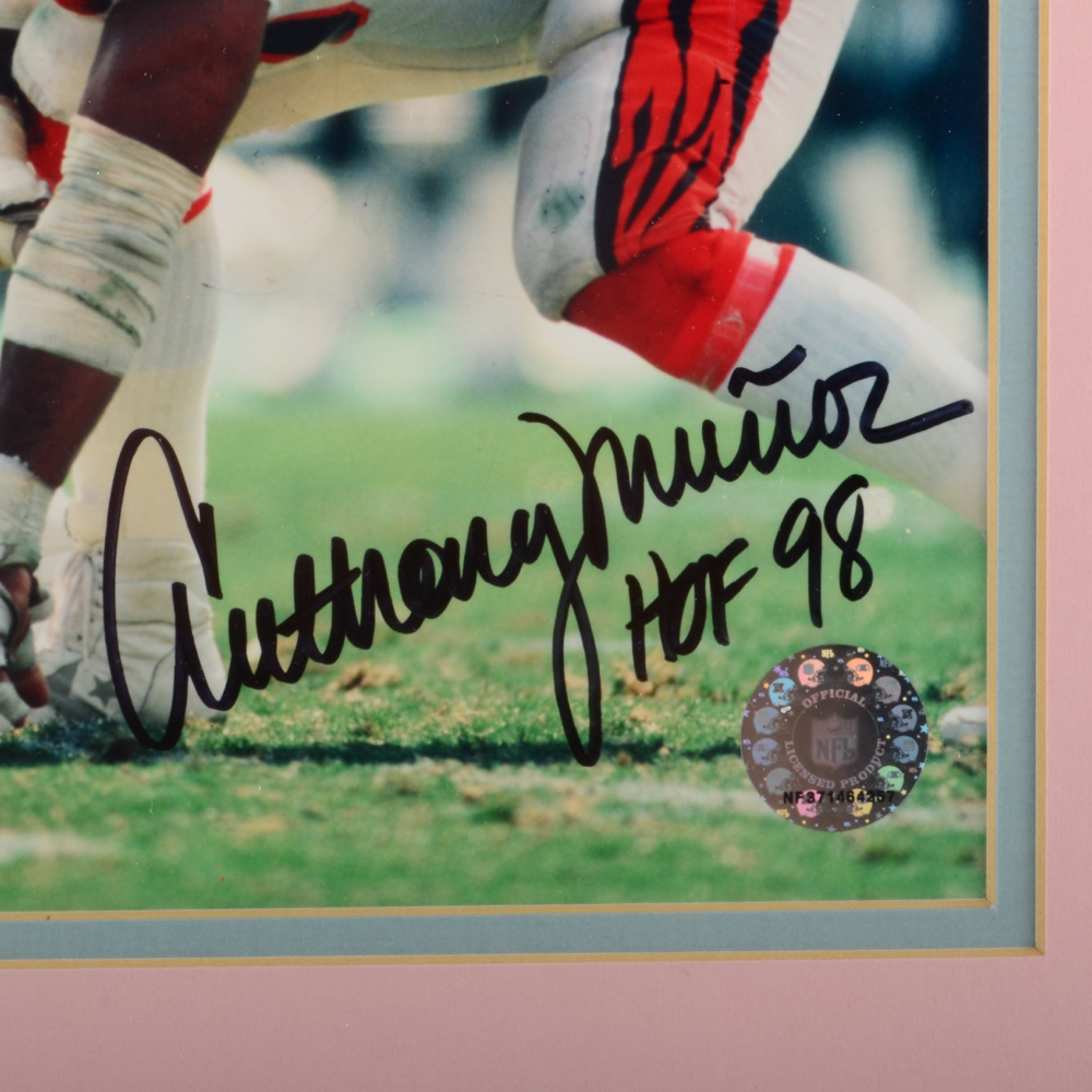 Munoz Signed Photo with Ball Plus Marvin Signed Photo