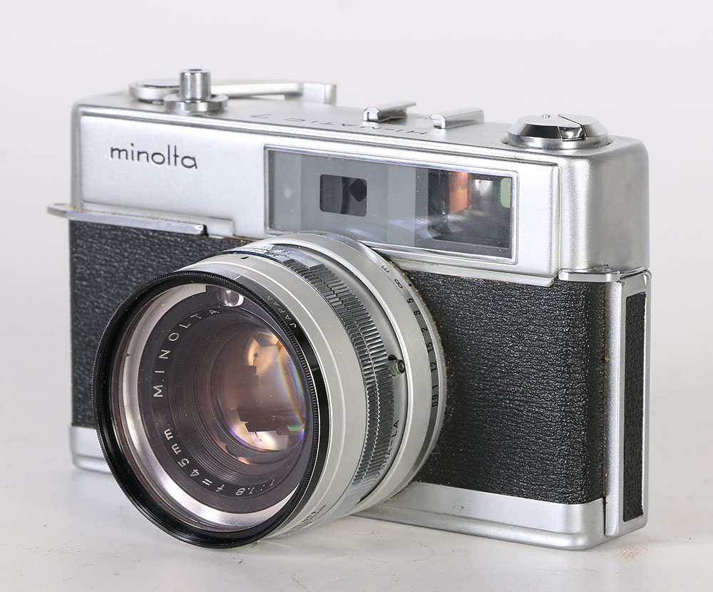 Pair of Kodak Brownie Cameras and Minolta Camera