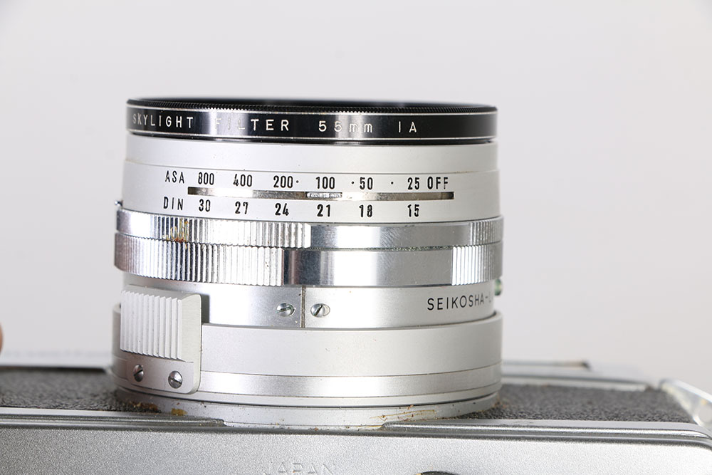 Pair of Kodak Brownie Cameras and Minolta Camera