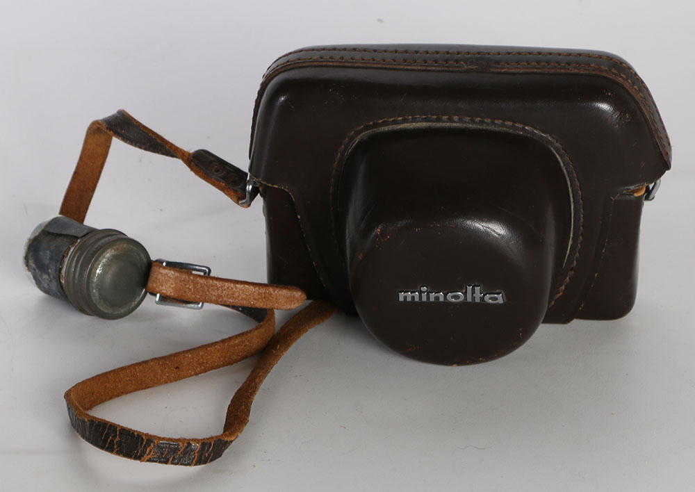 Pair of Kodak Brownie Cameras and Minolta Camera