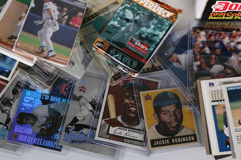 Large Collection of Baseball Cards