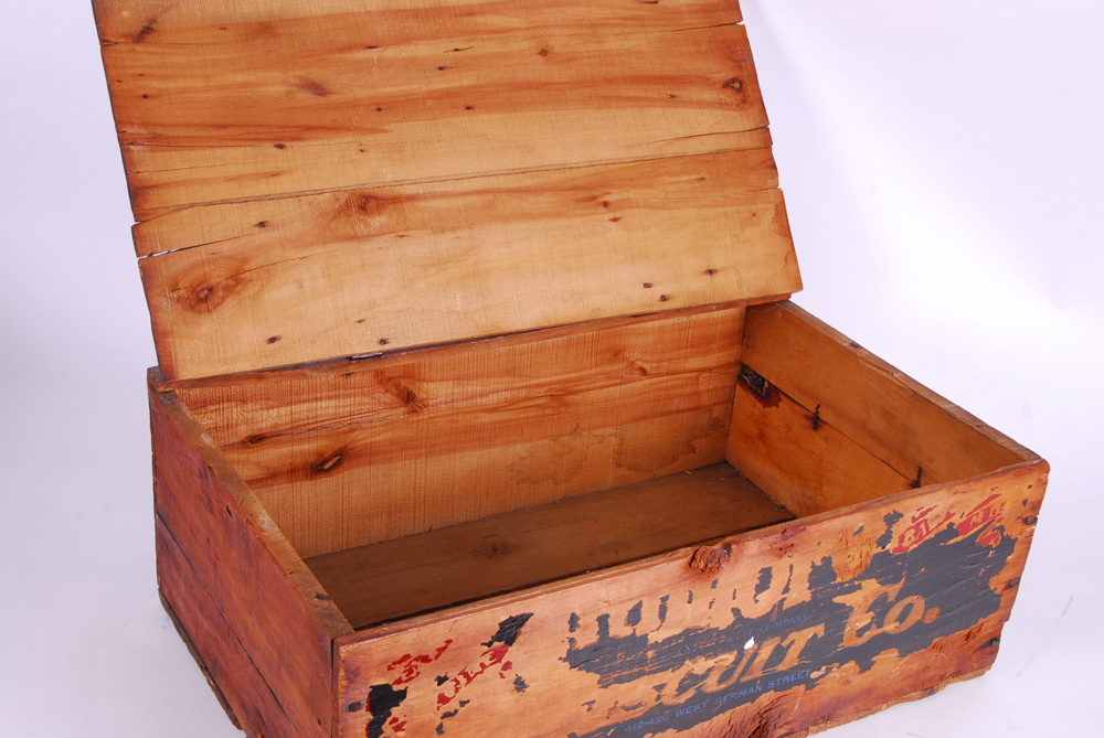 Vintage Baltimore, MD Wooden Biscuit Box