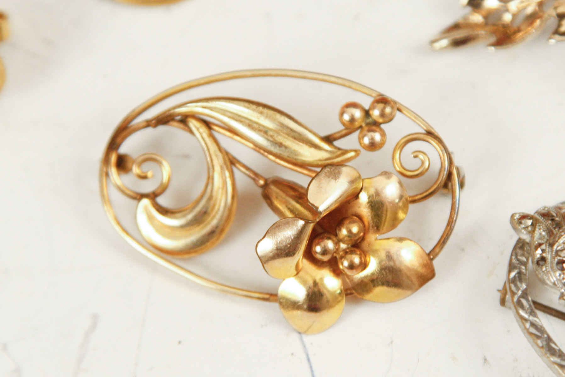 Vintage Costume Jewelry Inc. Crown Trifari, Lisner and Kramer