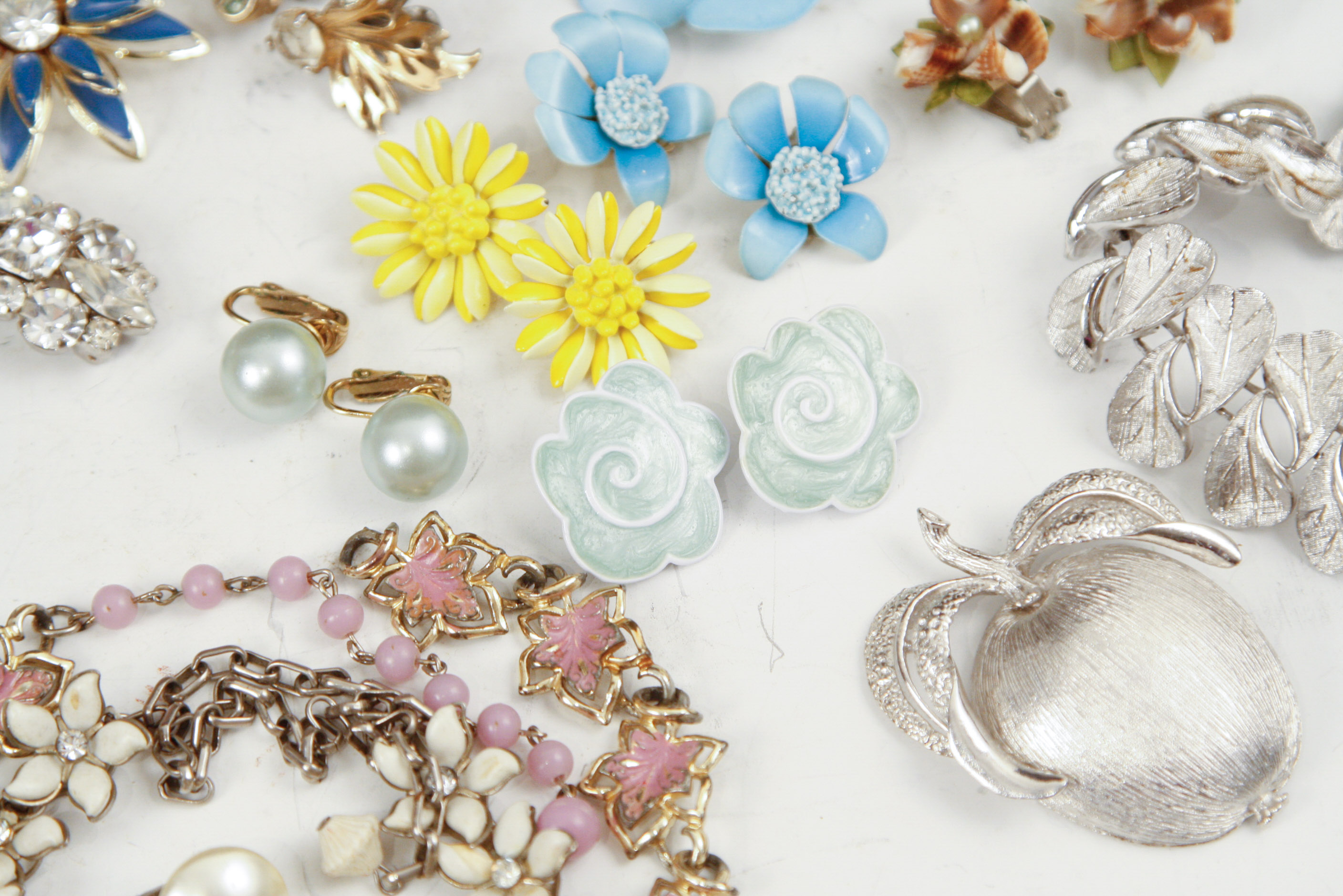 Vintage Costume Jewelry Inc. Crown Trifari, Lisner and Kramer