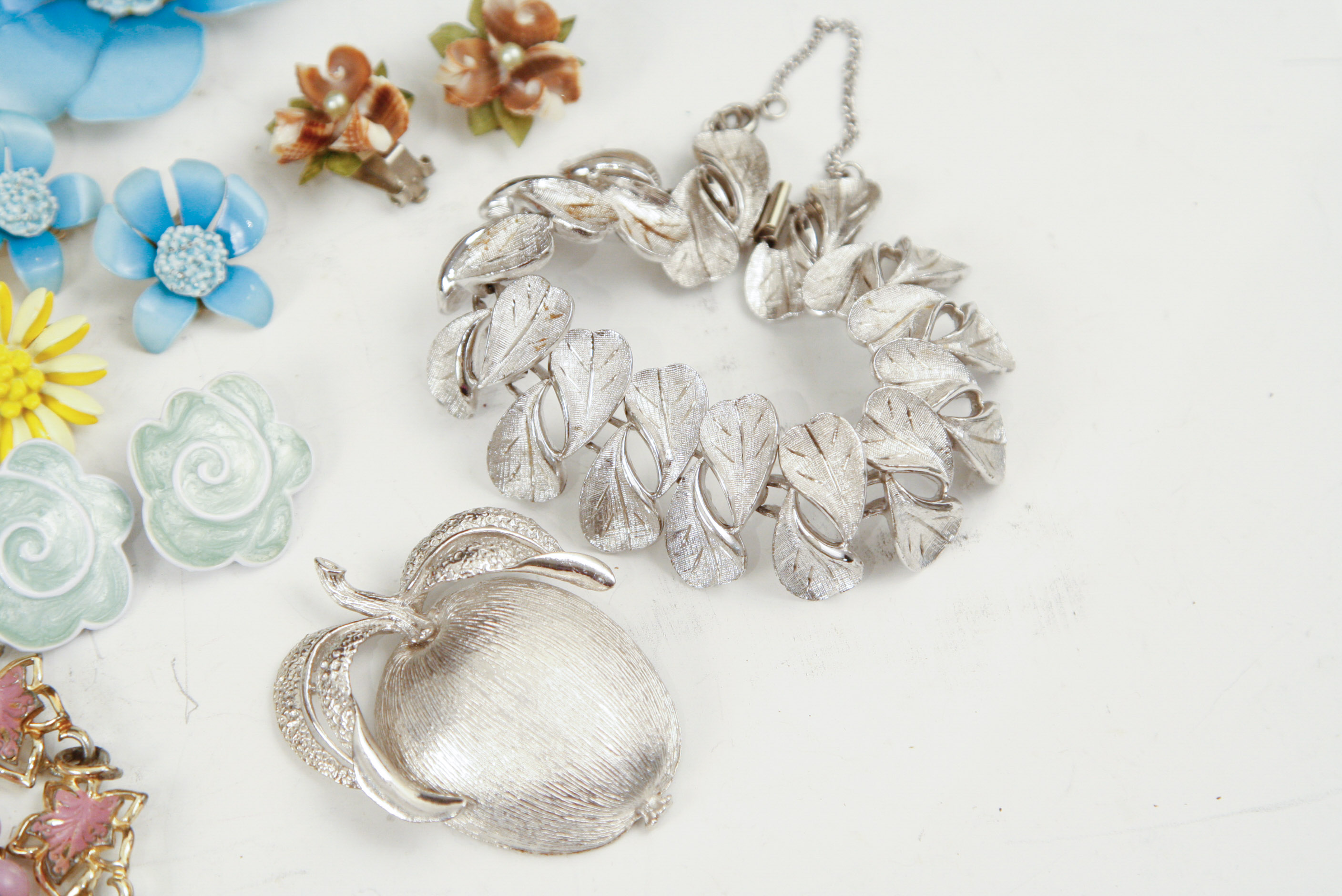 Vintage Costume Jewelry Inc. Crown Trifari, Lisner and Kramer