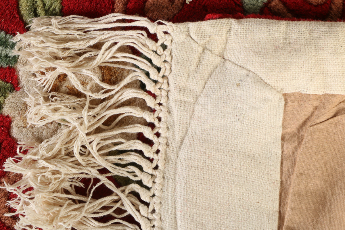 Vibrant Hand-Tufted Chinese Area Rug