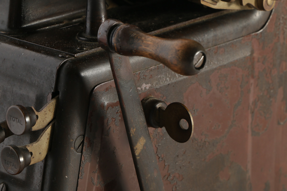 Dalton Book Keeping Cash Register