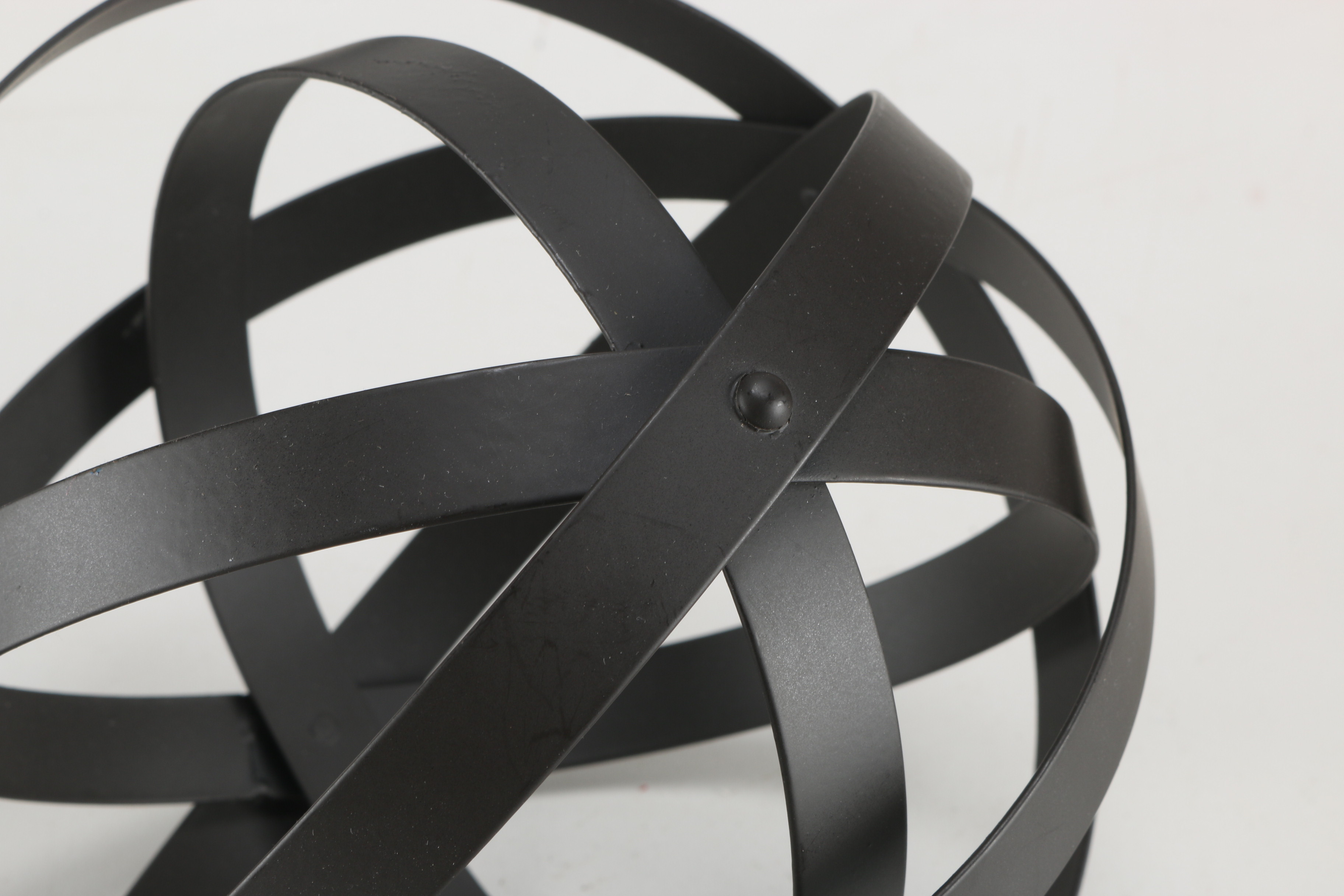 Assortment of Modern Home Décor