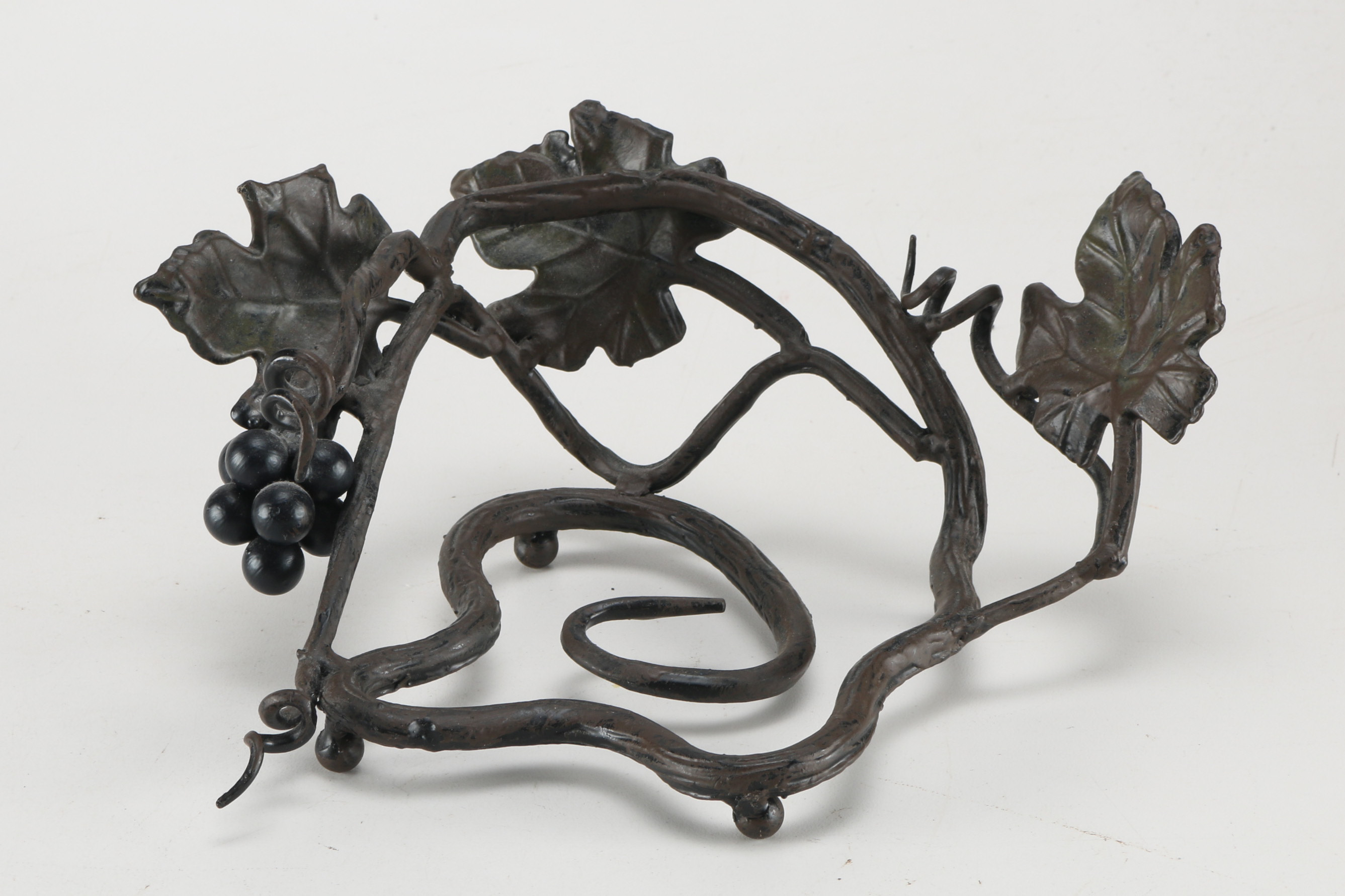 Assortment of Modern Home Décor