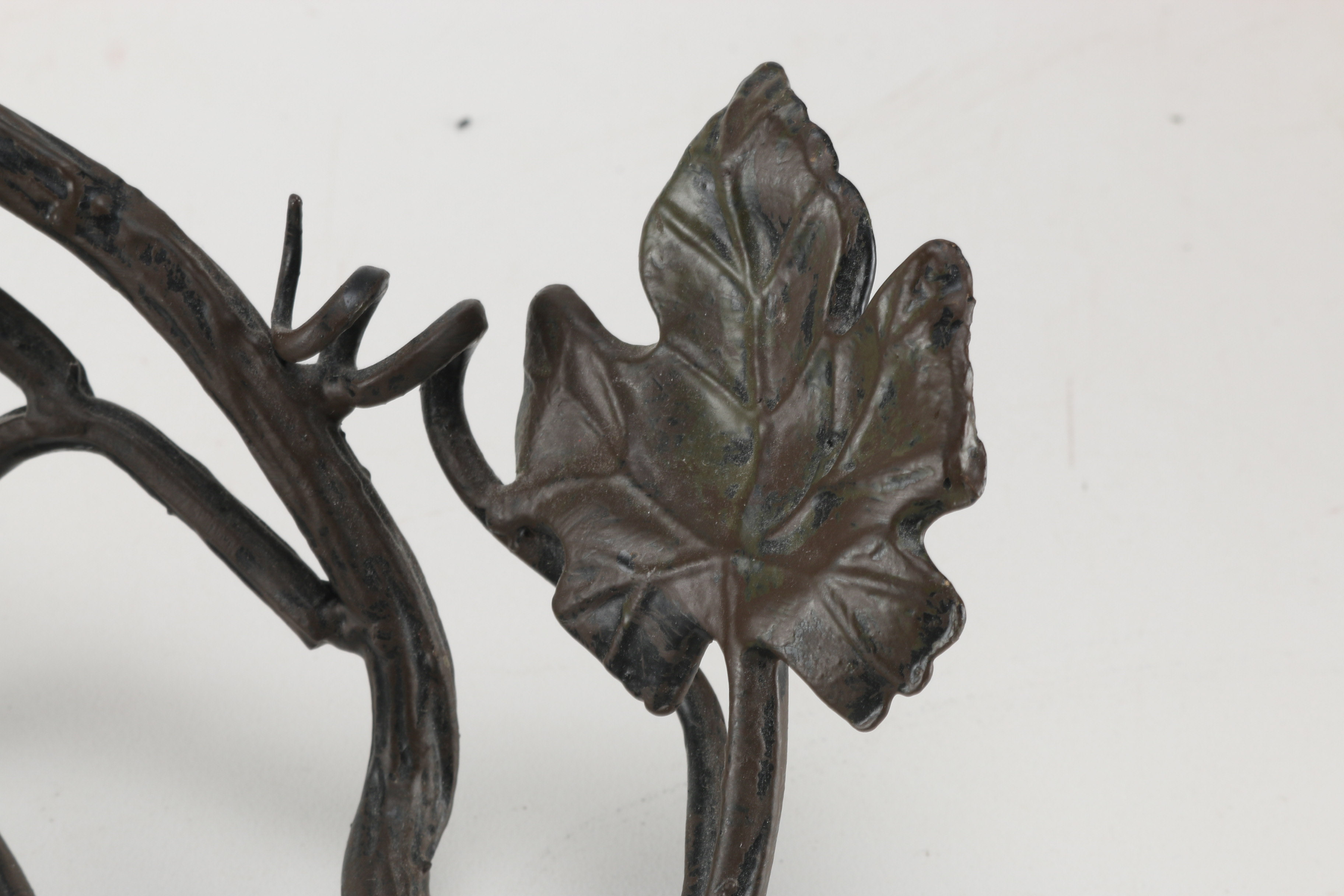 Assortment of Modern Home Décor