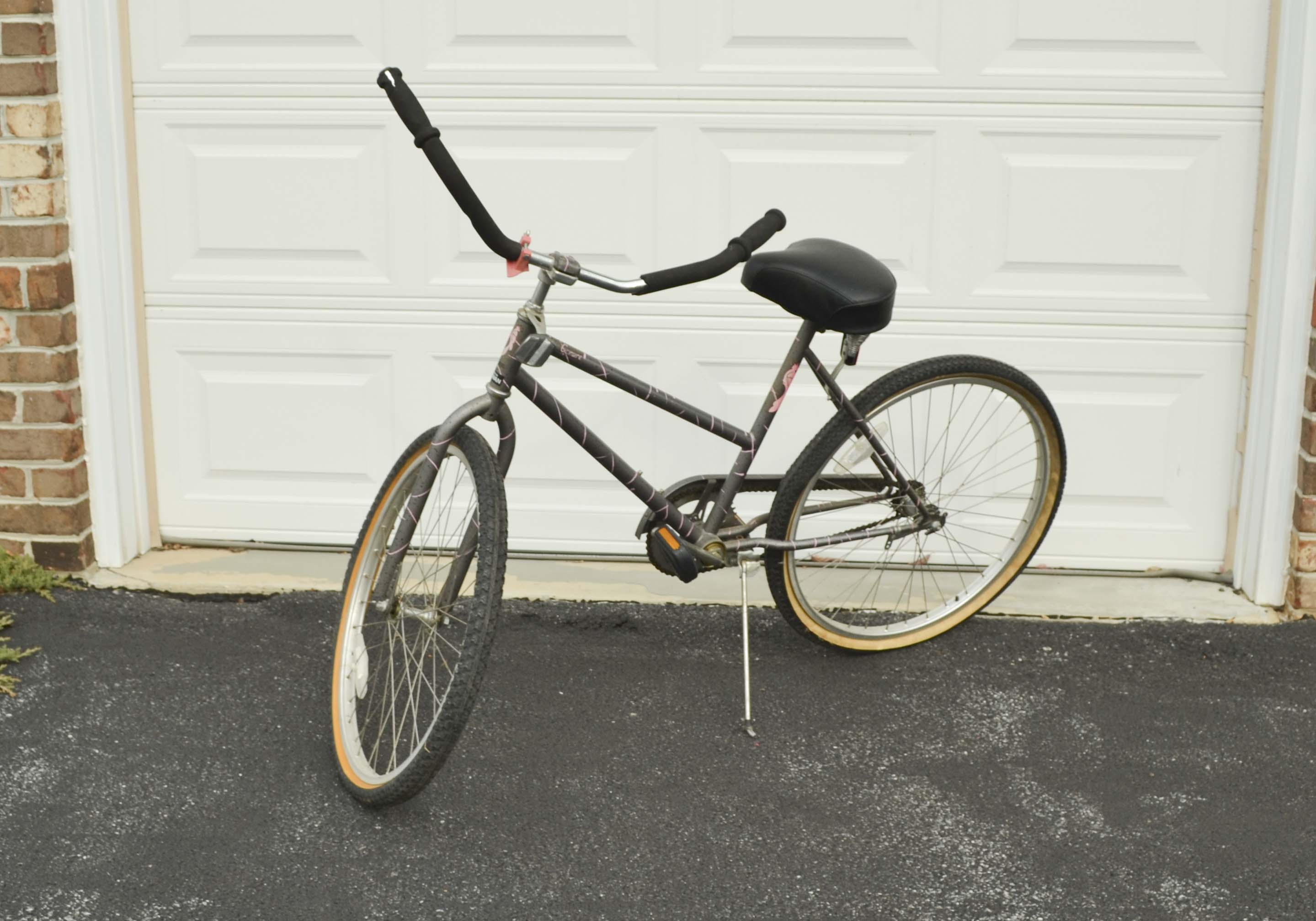Mango Conure Women's Bicycle
