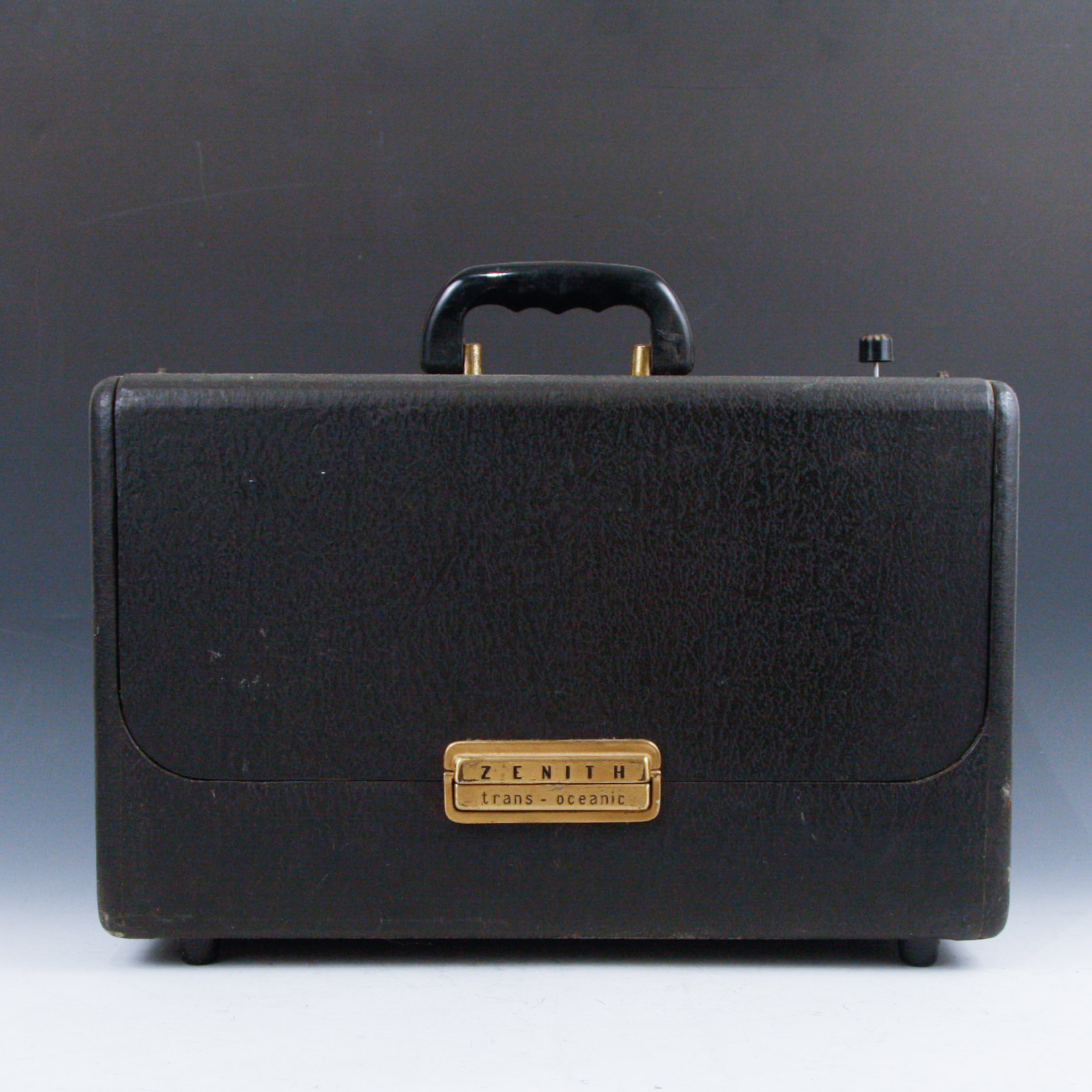 1950s Zenith Trans-Oceanic Transistor Radio