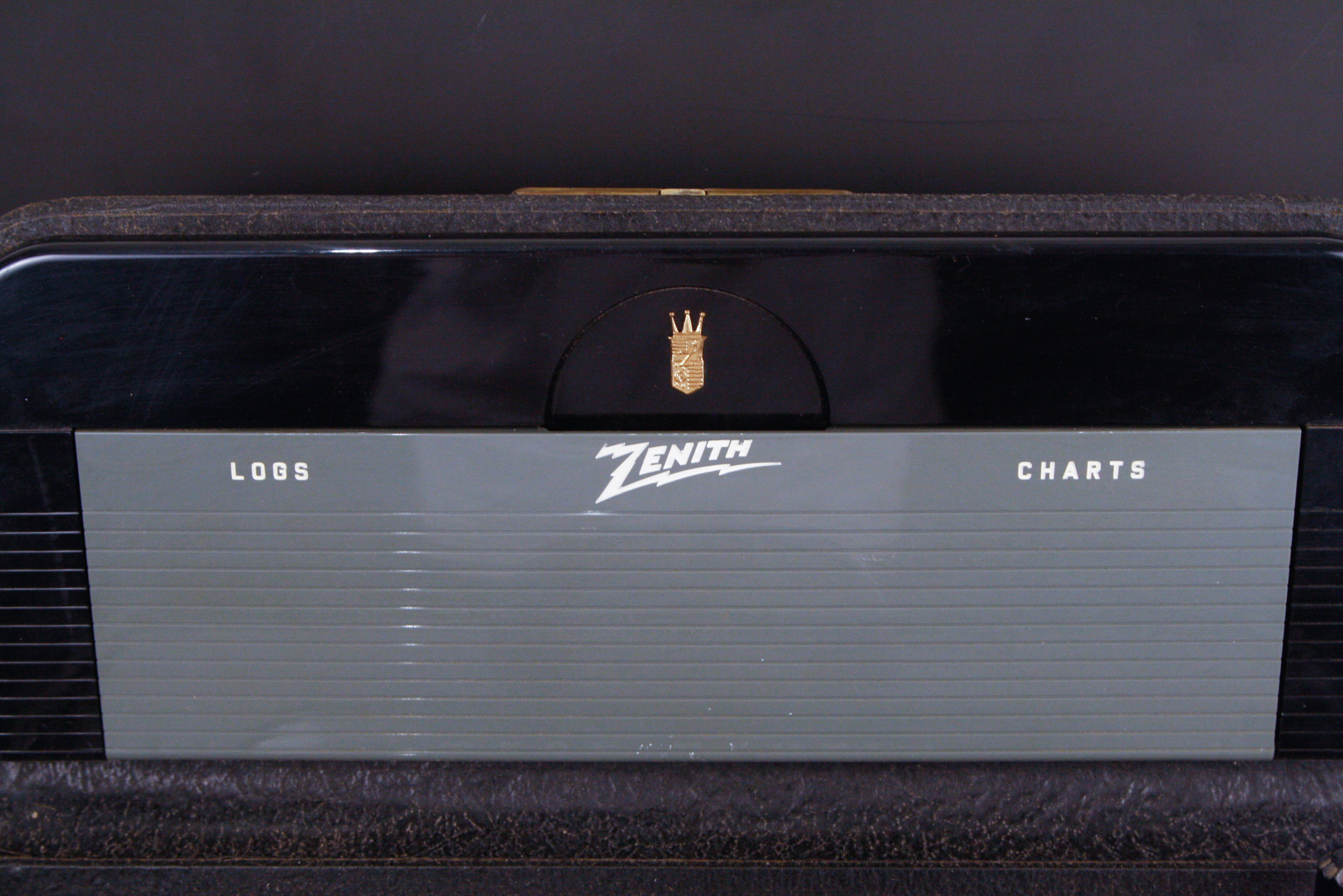 1950s Zenith Trans-Oceanic Transistor Radio