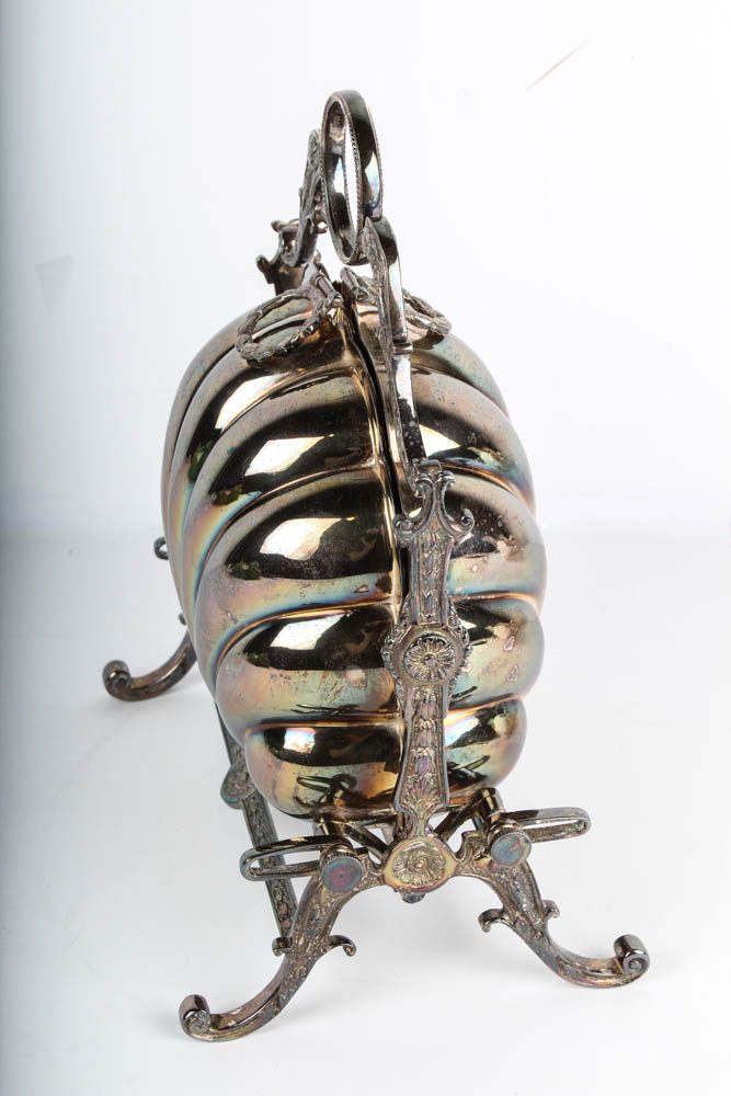 Israel Freeman & Sons Silver Plate Biscuit Server