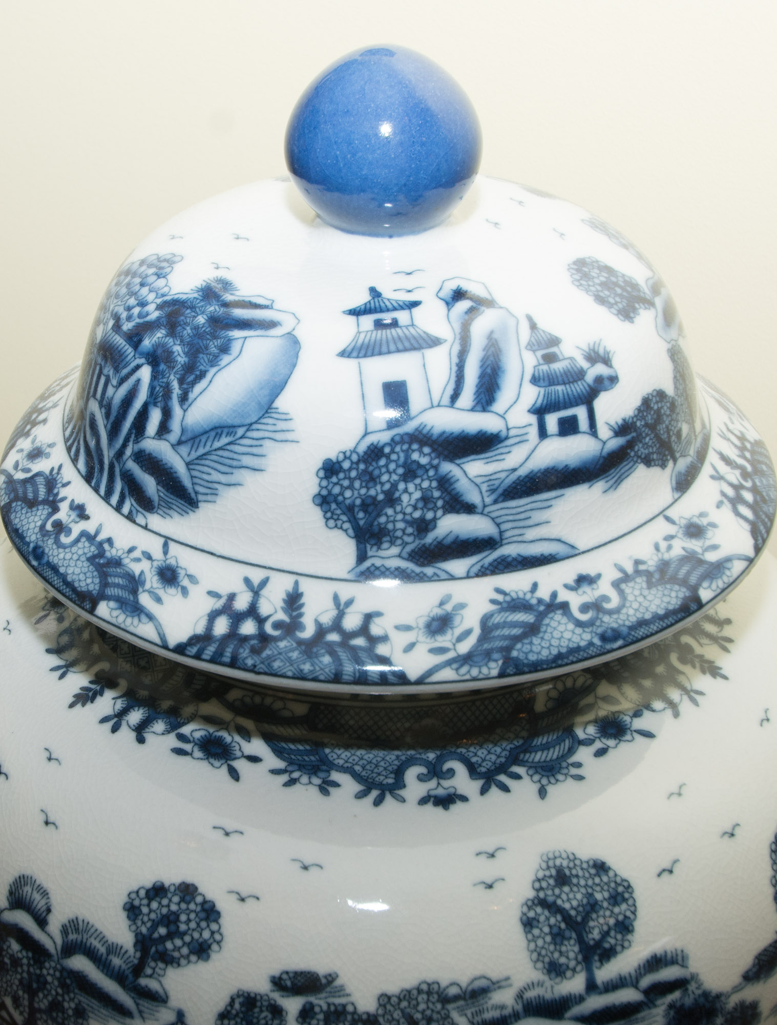 United Wilson Porcelain Ginger Jars