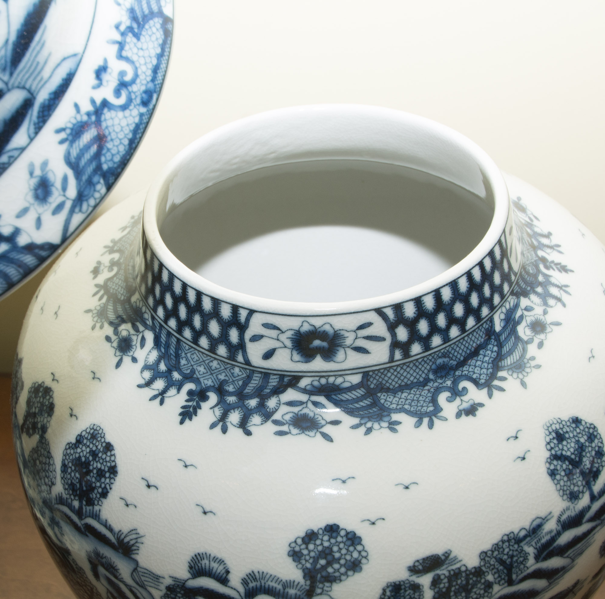 United Wilson Porcelain Ginger Jars