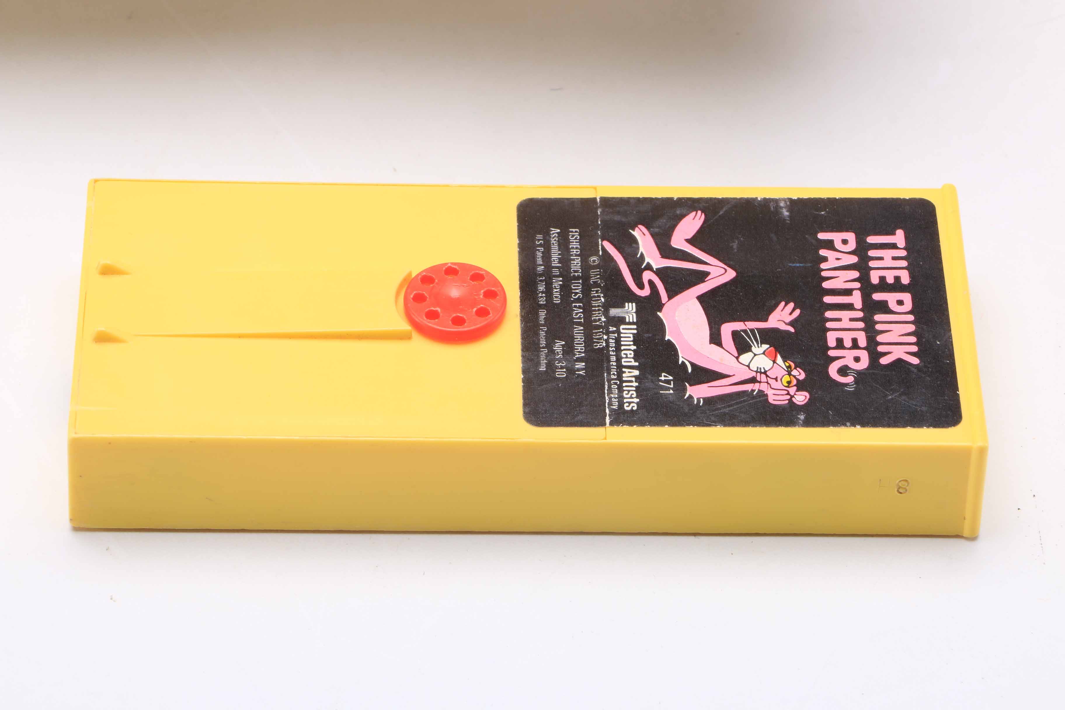 Fischer Price Movie Viewer Theater and Movie Cartridge Set