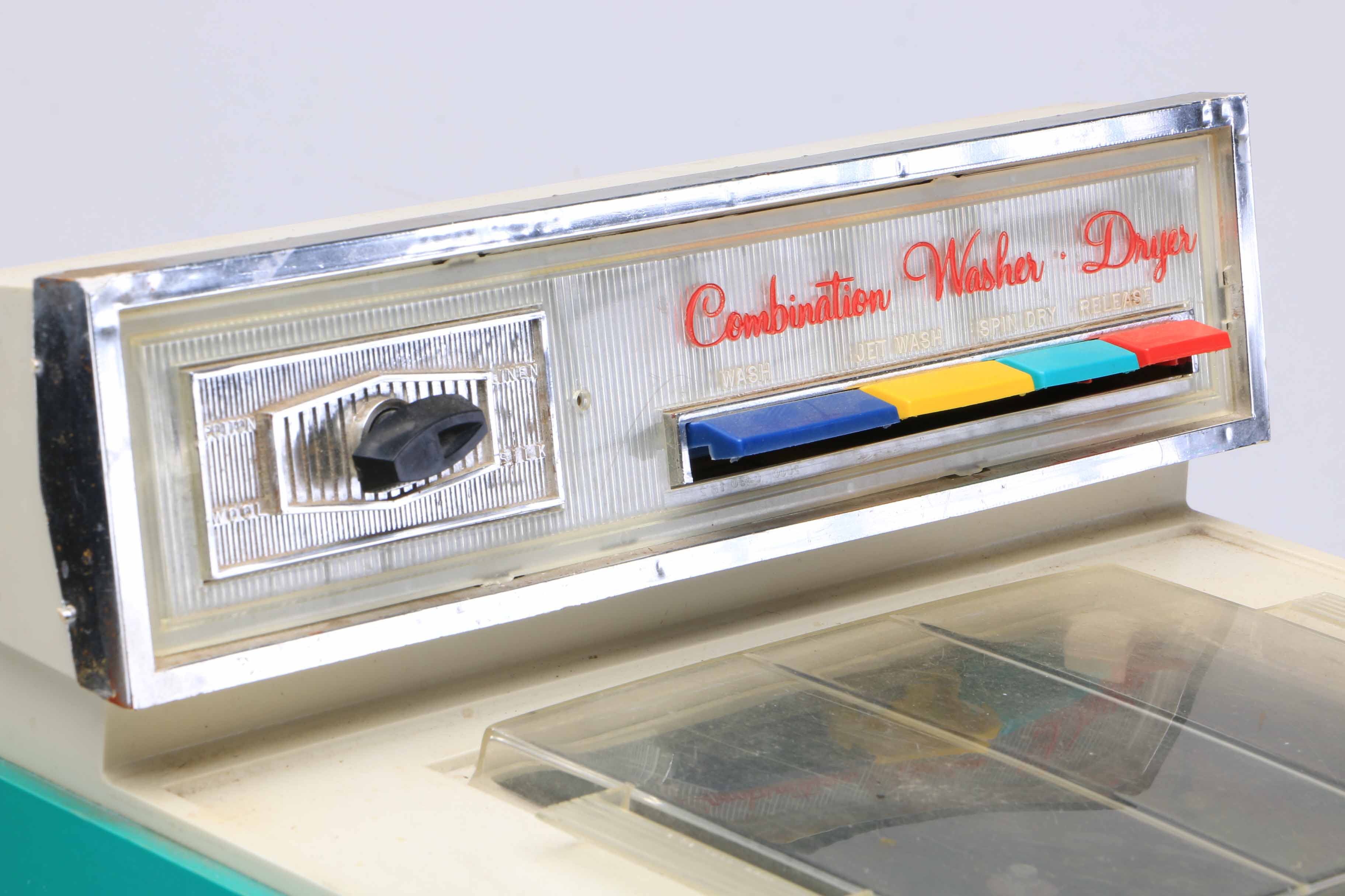 Suzy Homemaker Miniature Appliances