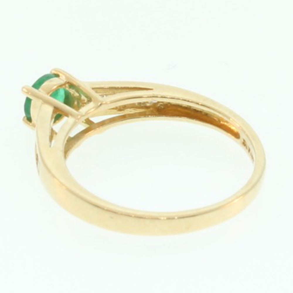 14K Gold Ring with Emerald with Diamonds