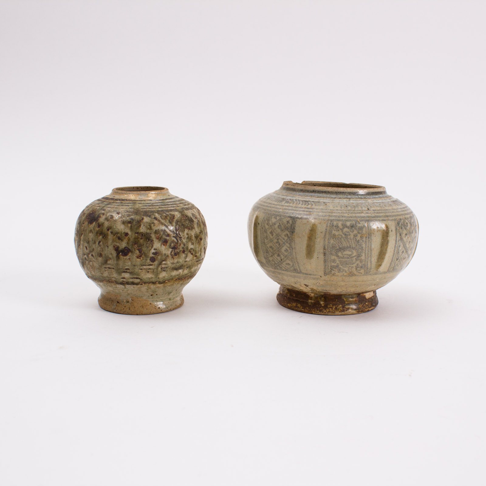 Antique Chinese Ming Dynasty Ceramics