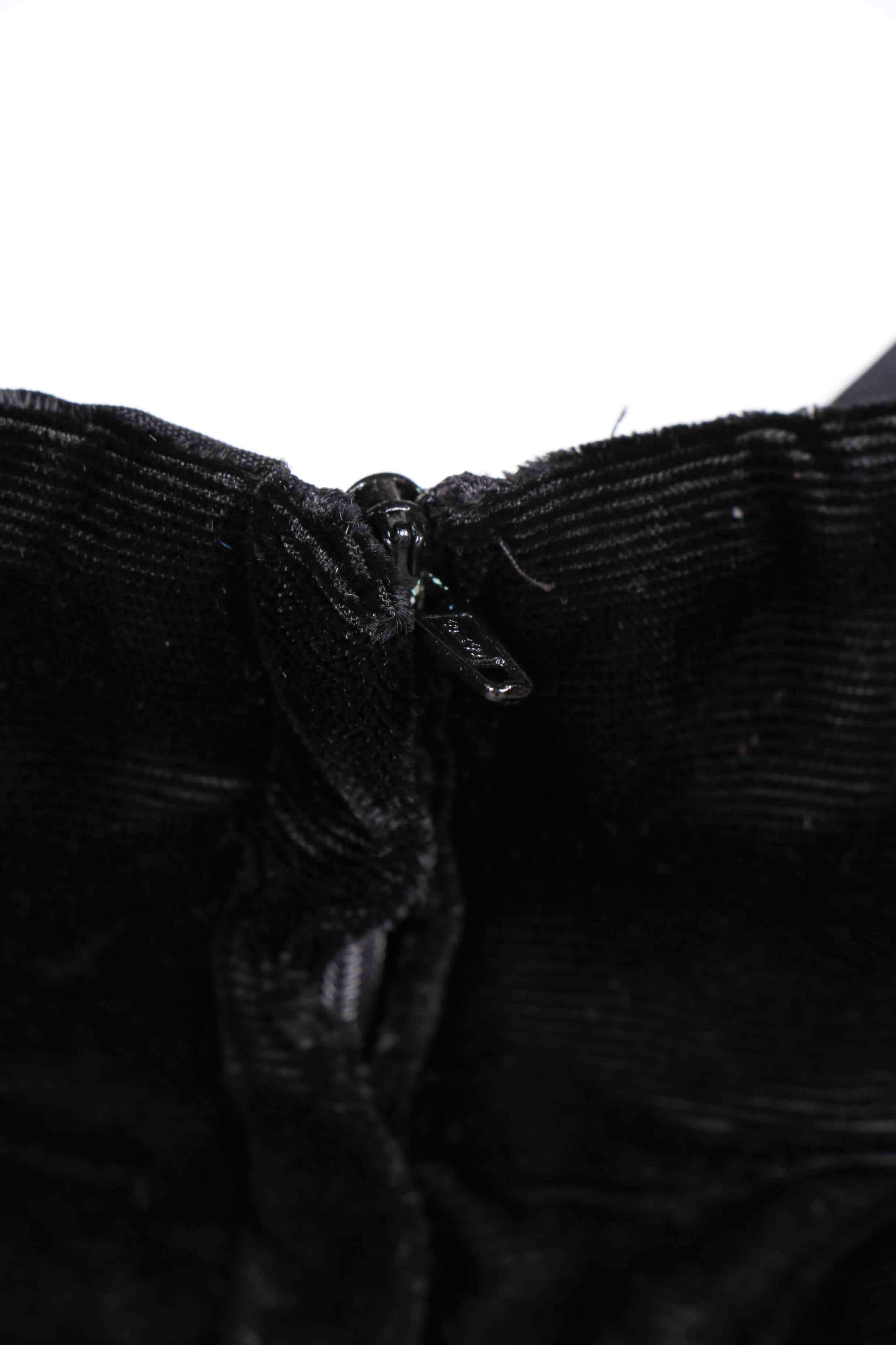 Women's Vintage Clothing Collection Featuring L.A. Glo