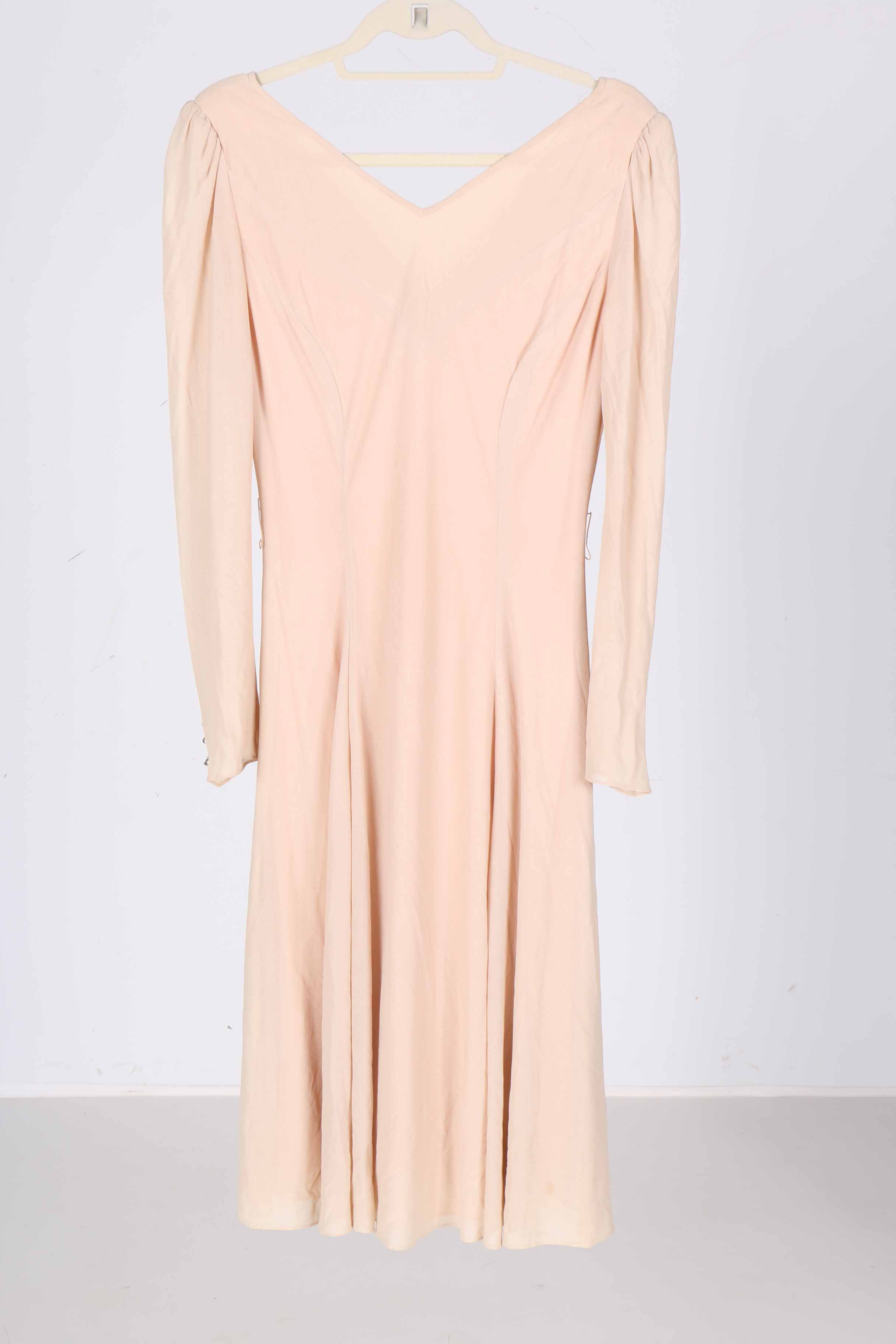 Women's Vintage Clothing Collection Featuring L.A. Glo