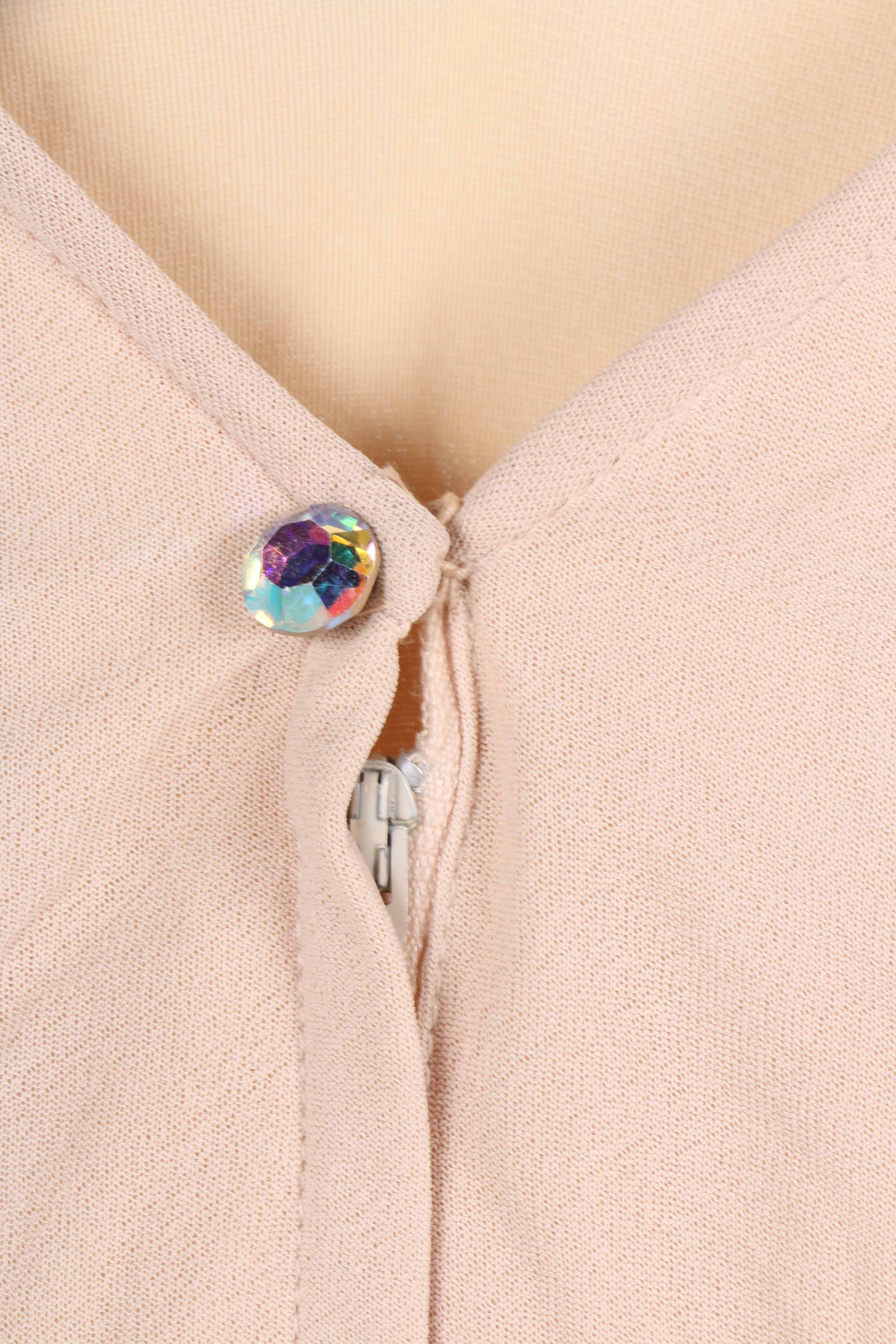 Women's Vintage Clothing Collection Featuring L.A. Glo